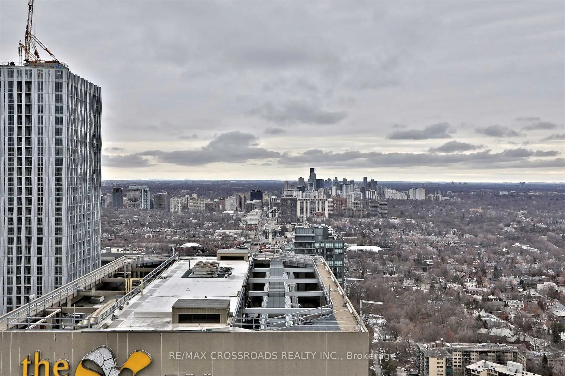 1 Bloor Street E, #5010
