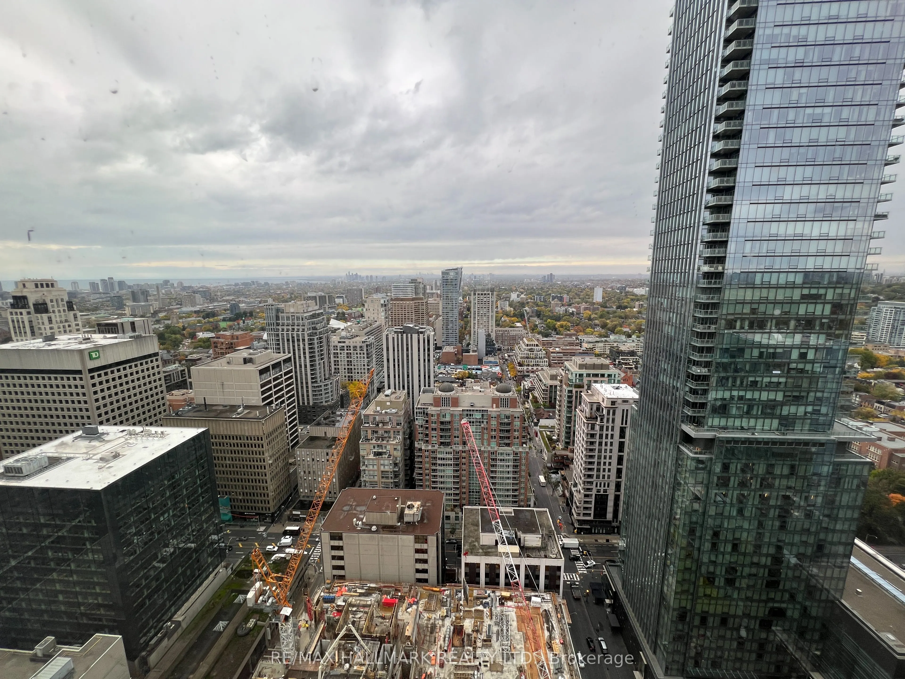 11 Yorkville Avenue, #3410