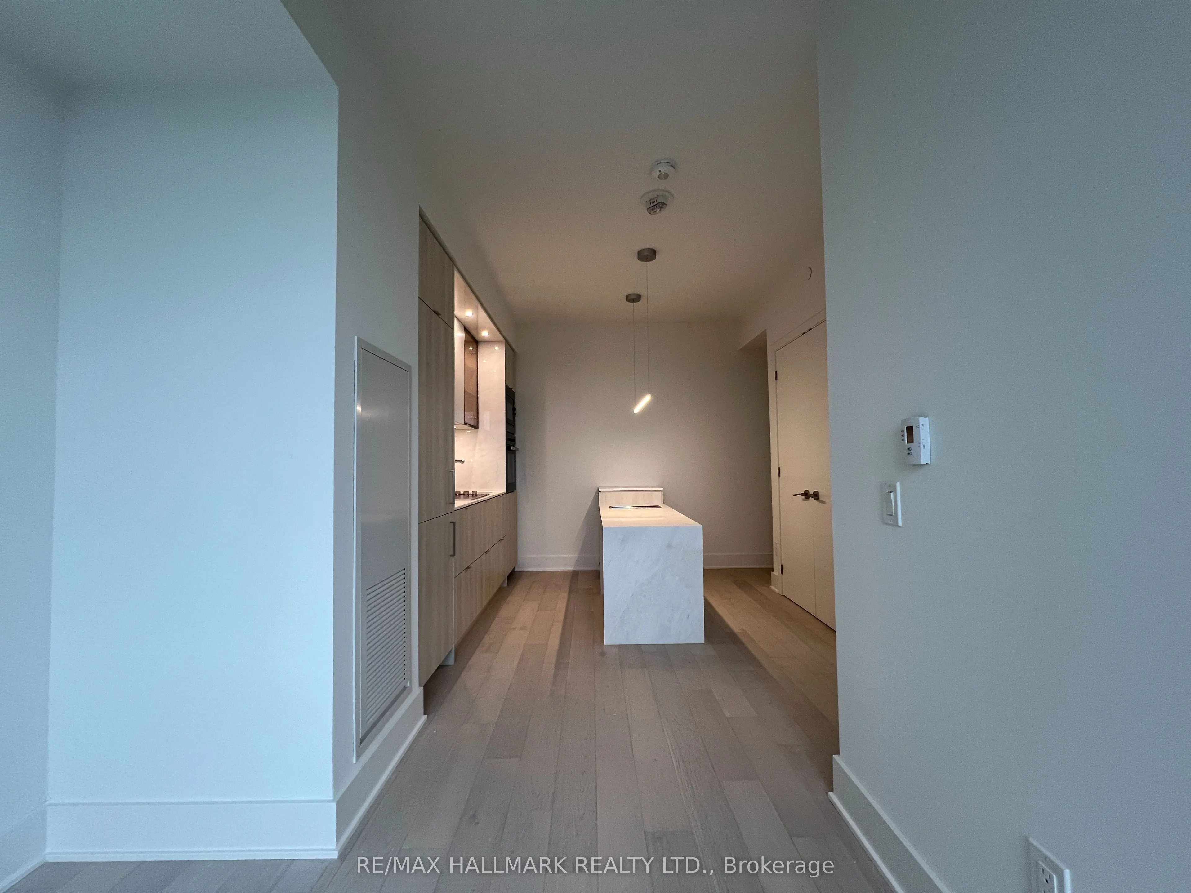 11 Yorkville Avenue, #3410
