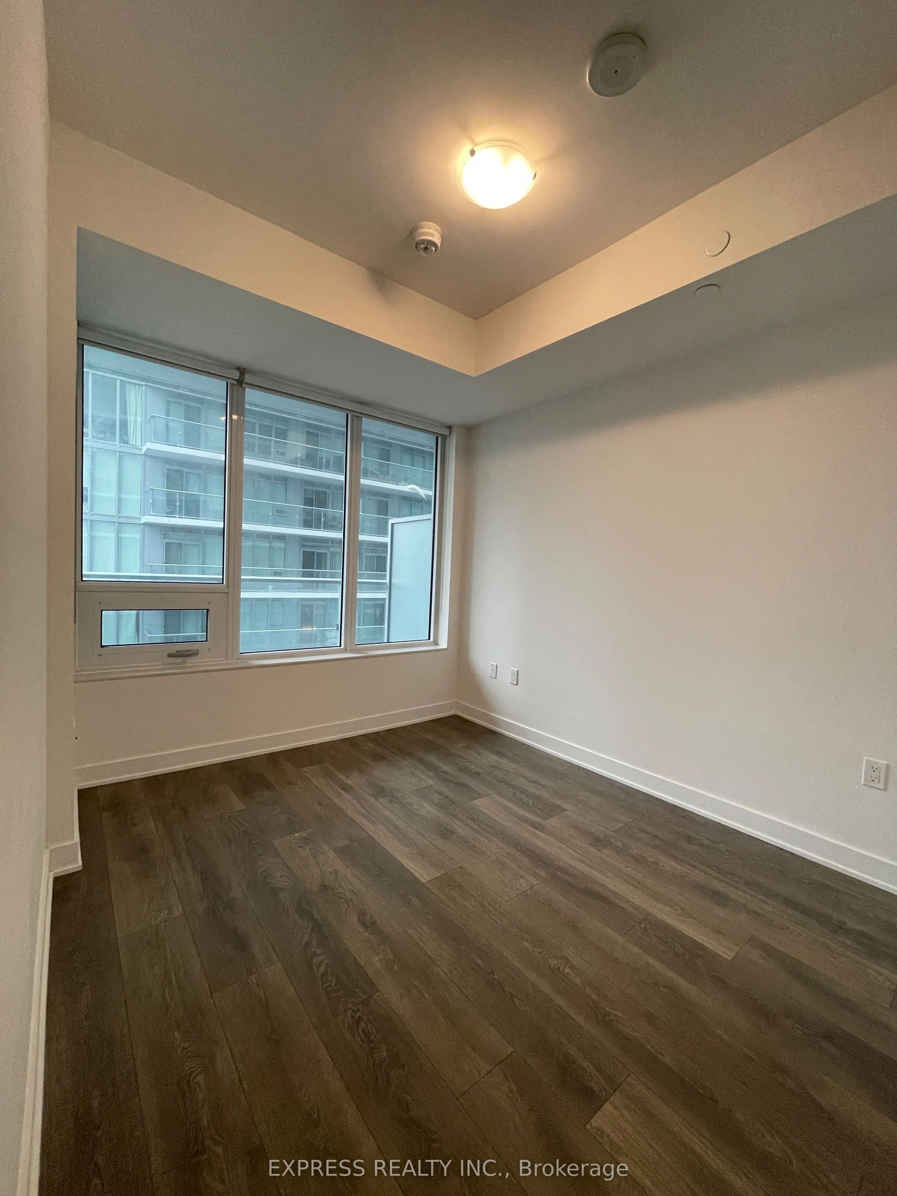 195 Redpath Avenue, #1813