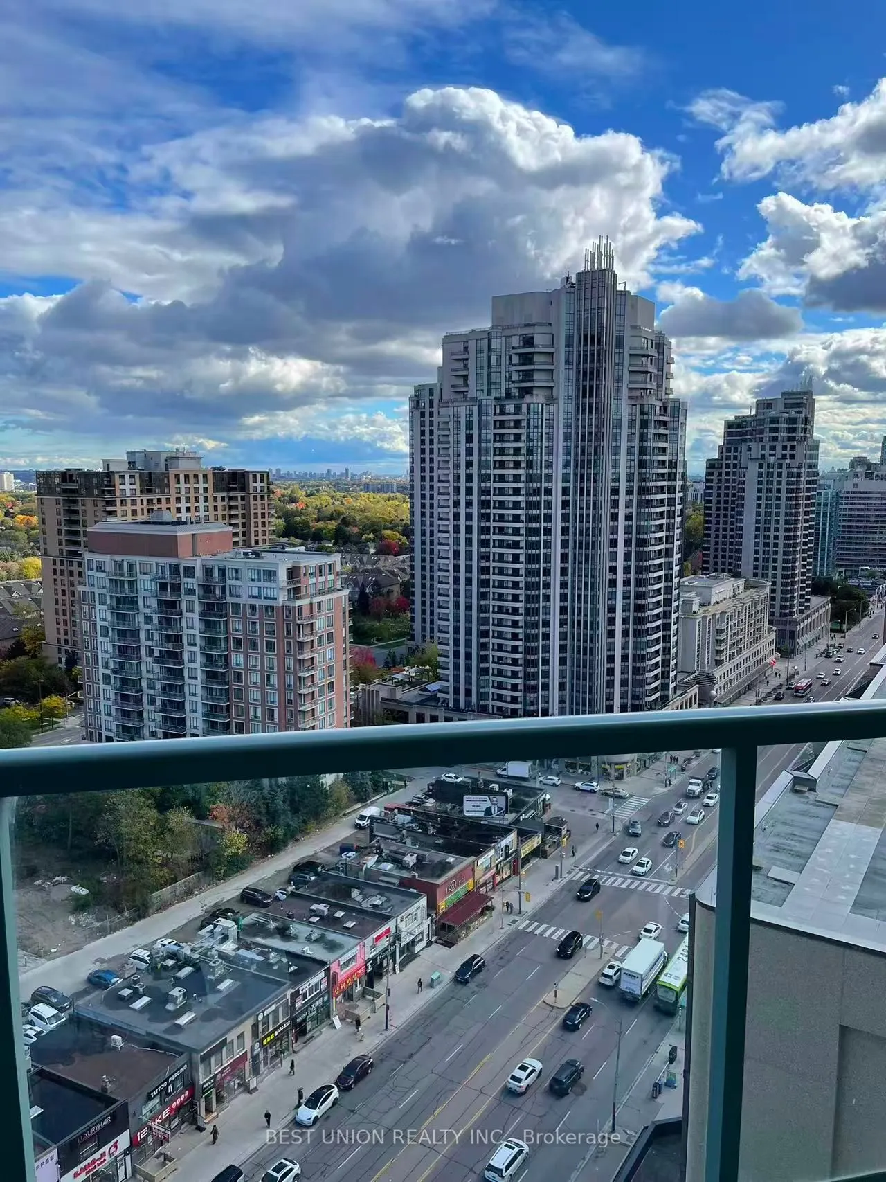 5500 Yonge Street, #2205