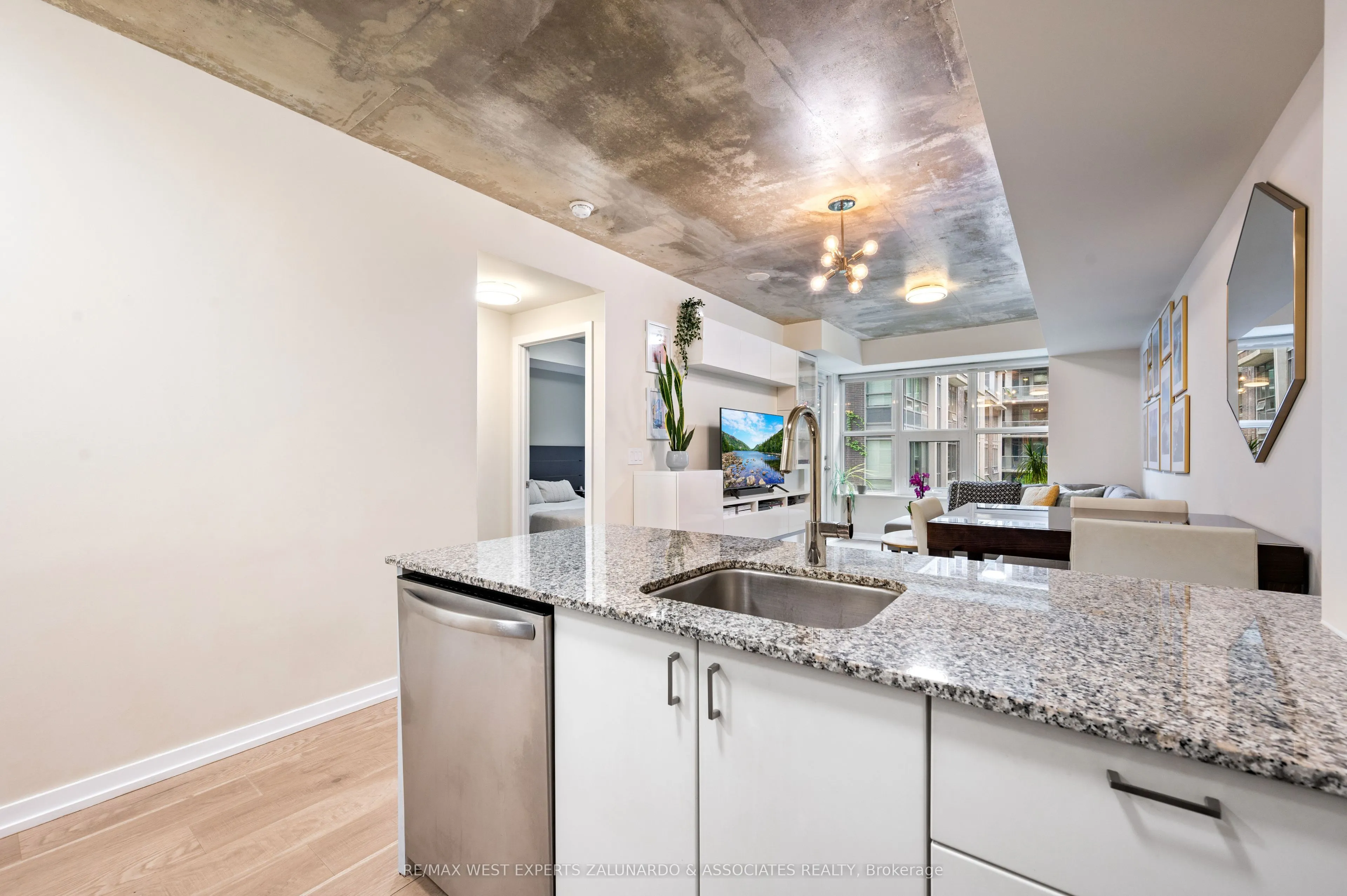 59 East Liberty Street, #315