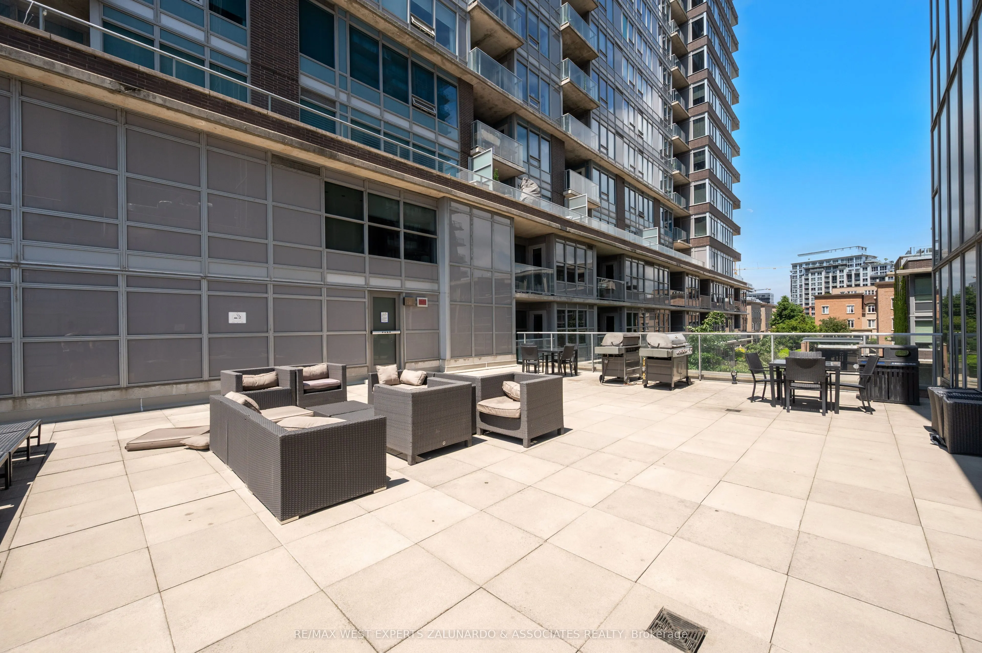 59 East Liberty Street, #315