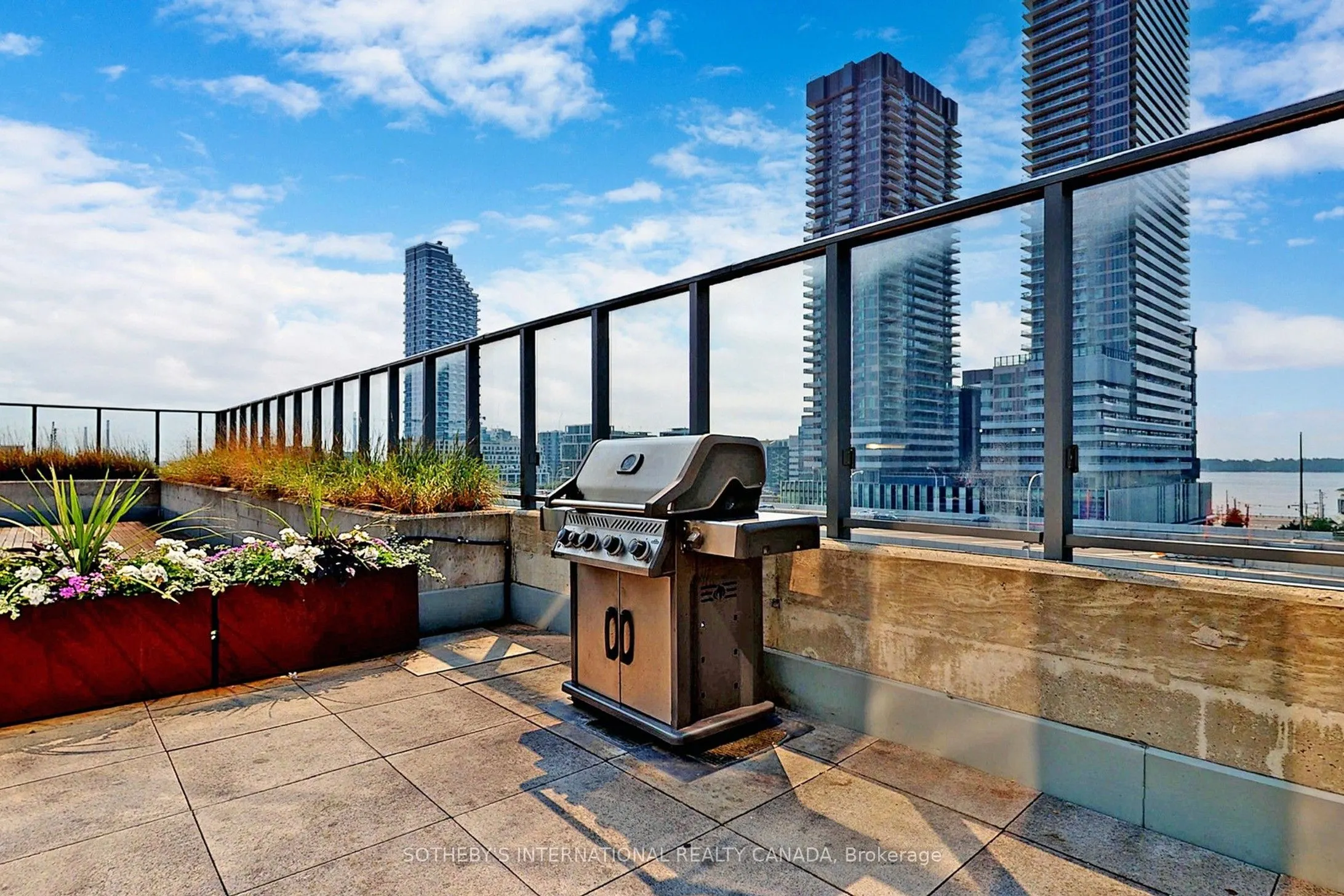 1 Market Street, #1907