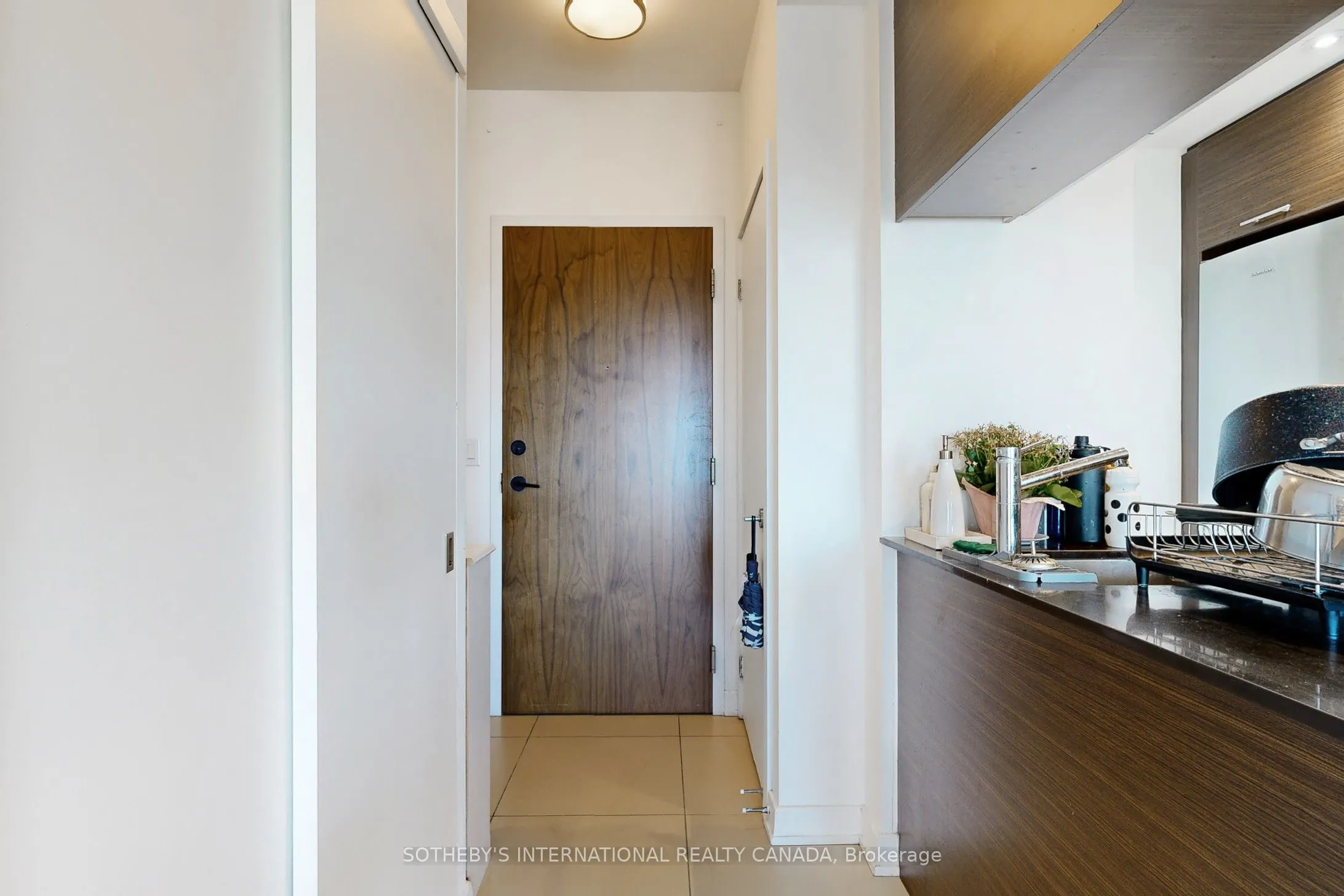 1 Market Street, #1907