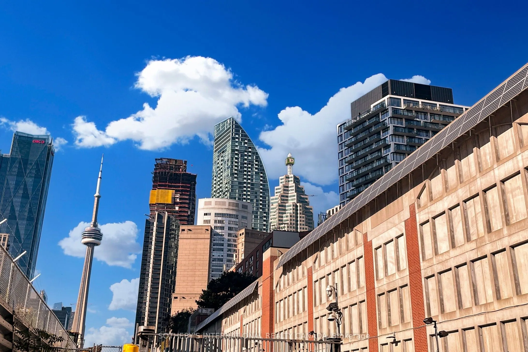 1 Market Street, #1907