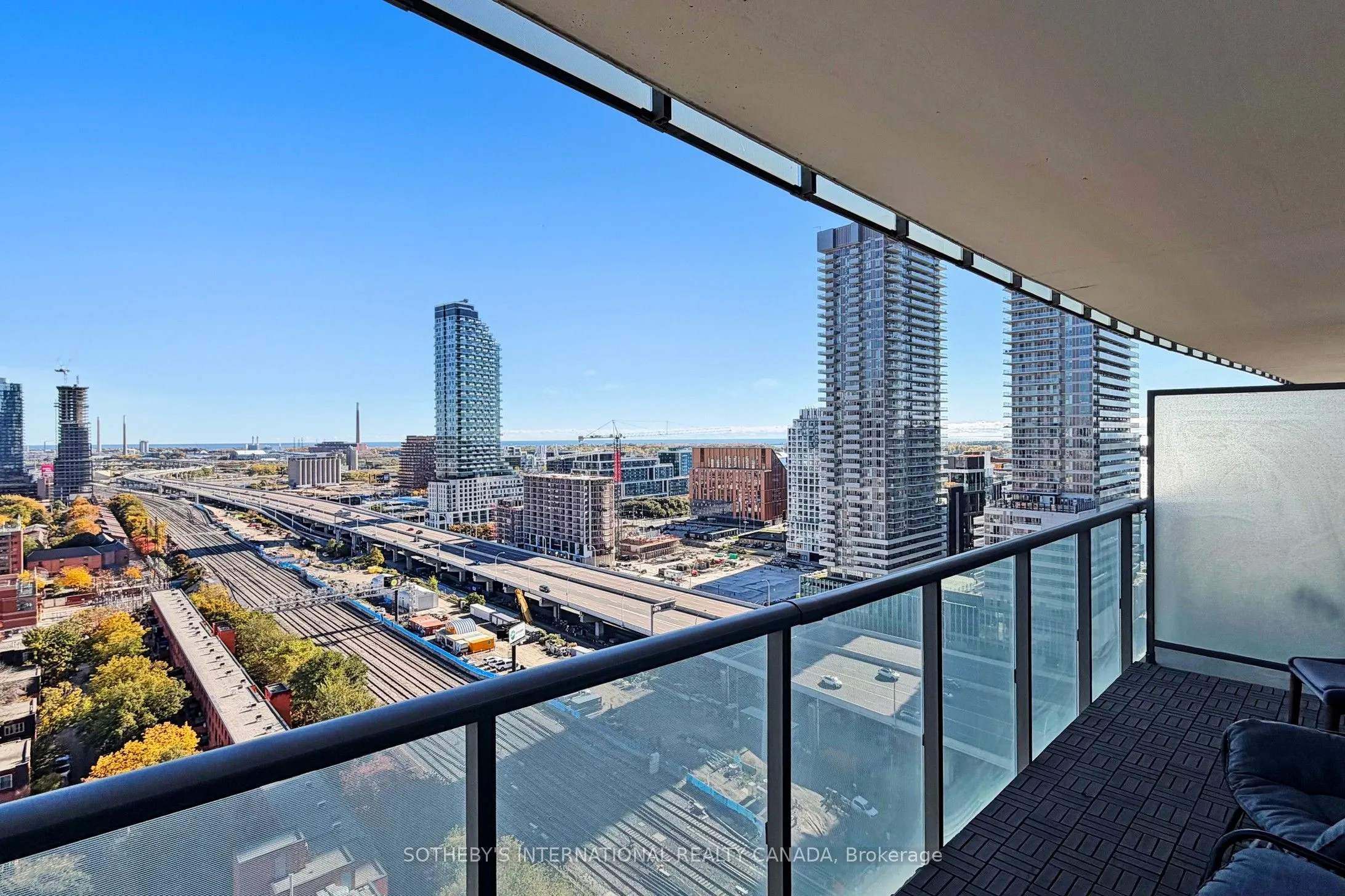 1 Market Street, #1907