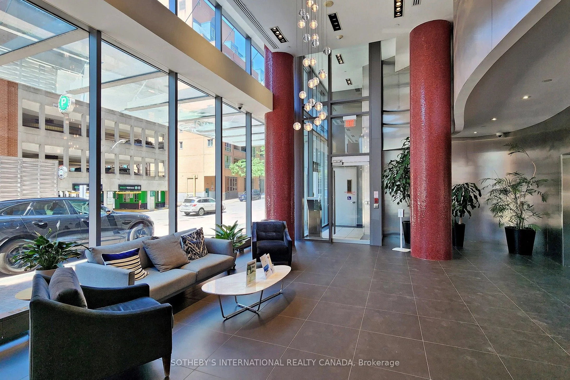 1 Market Street, #1907