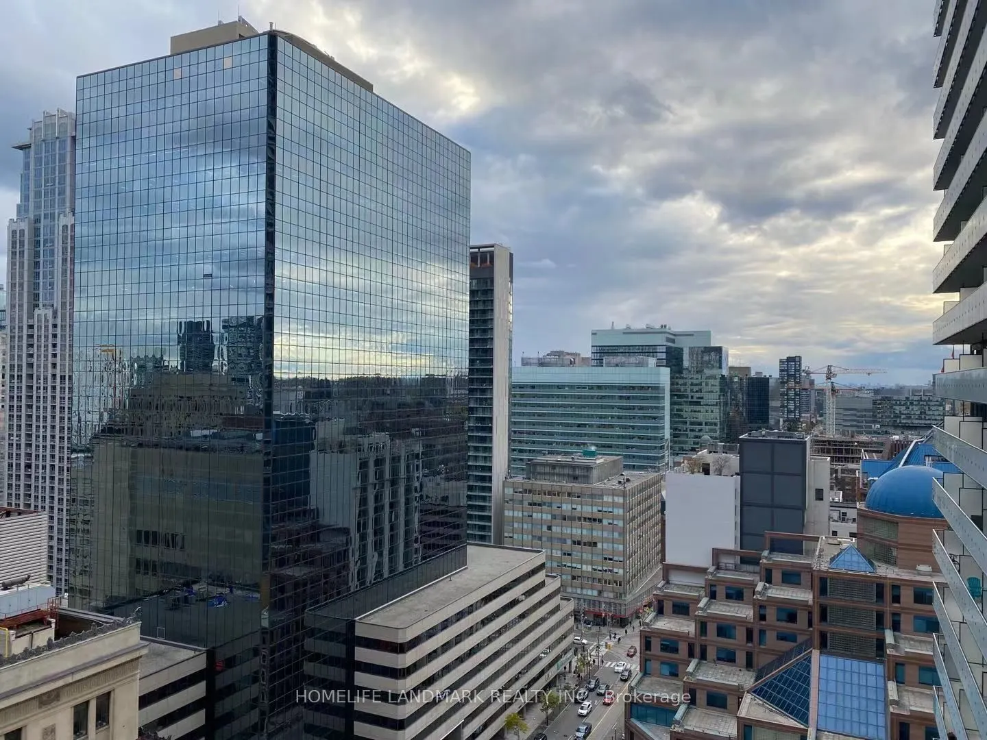 7 Grenville Street, #2412