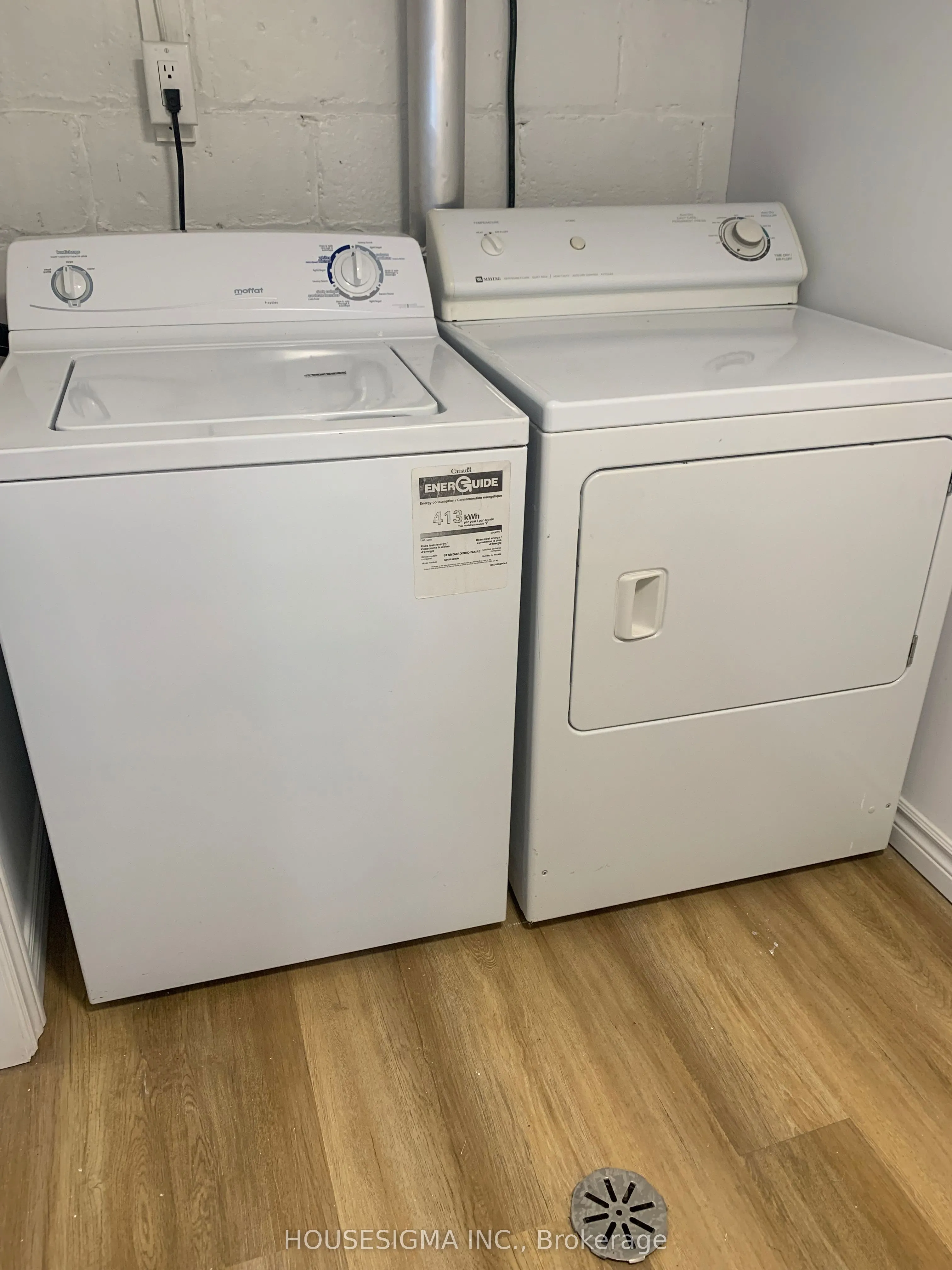 324 Lawrence Avenue W