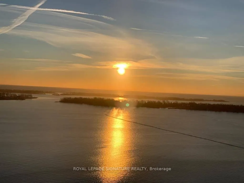 15 Queens Quay E, #2603