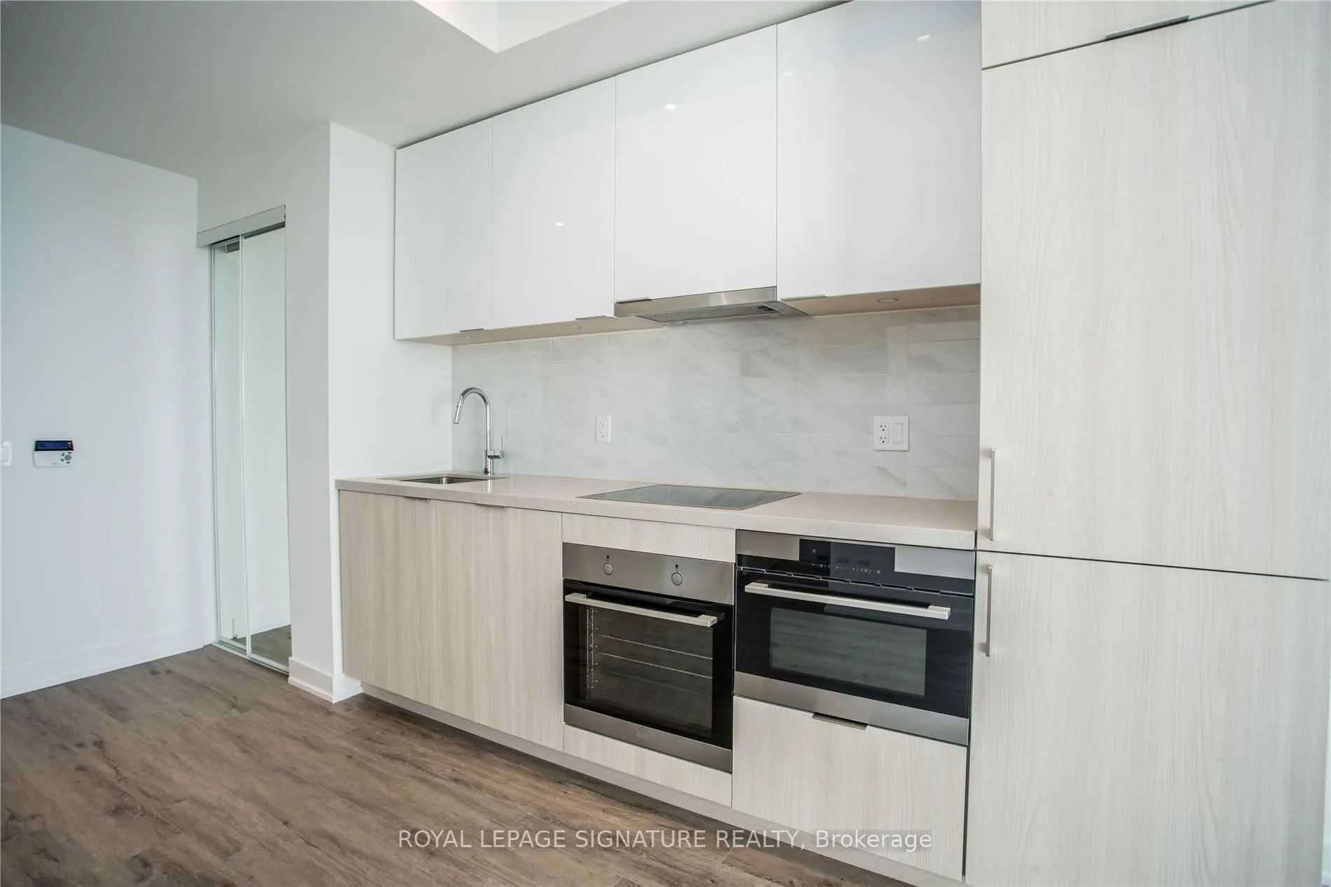 15 Queens Quay E, #2603