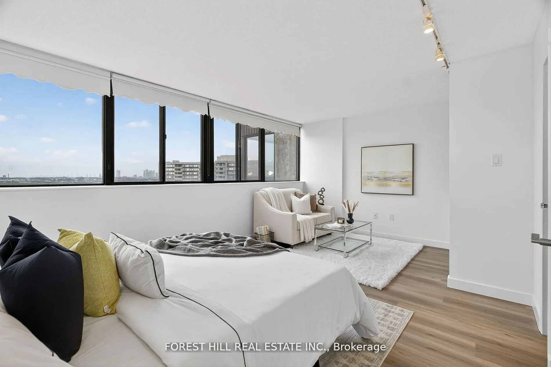 80 Antibes Drive, #1802