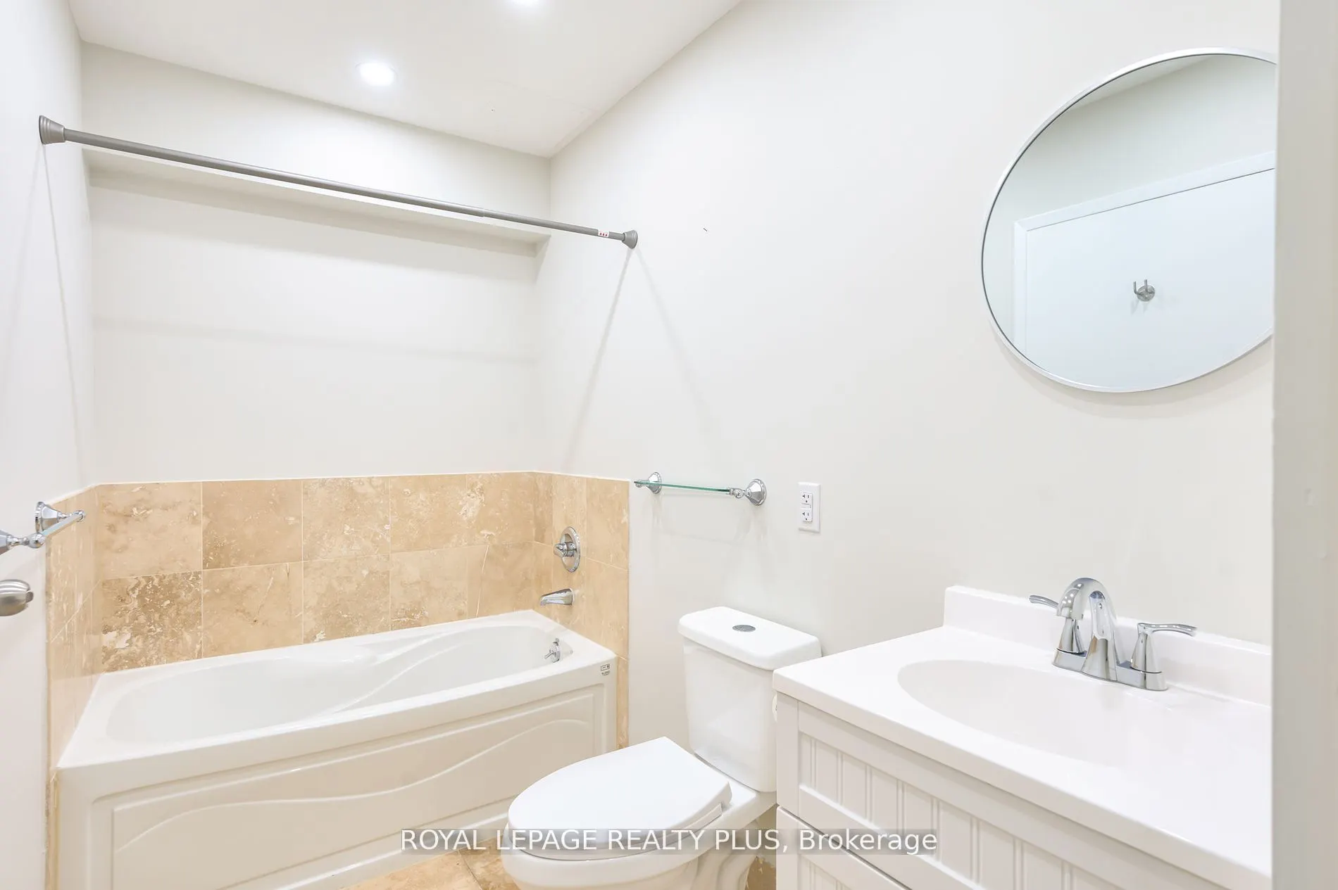 1 King Street W, #1706