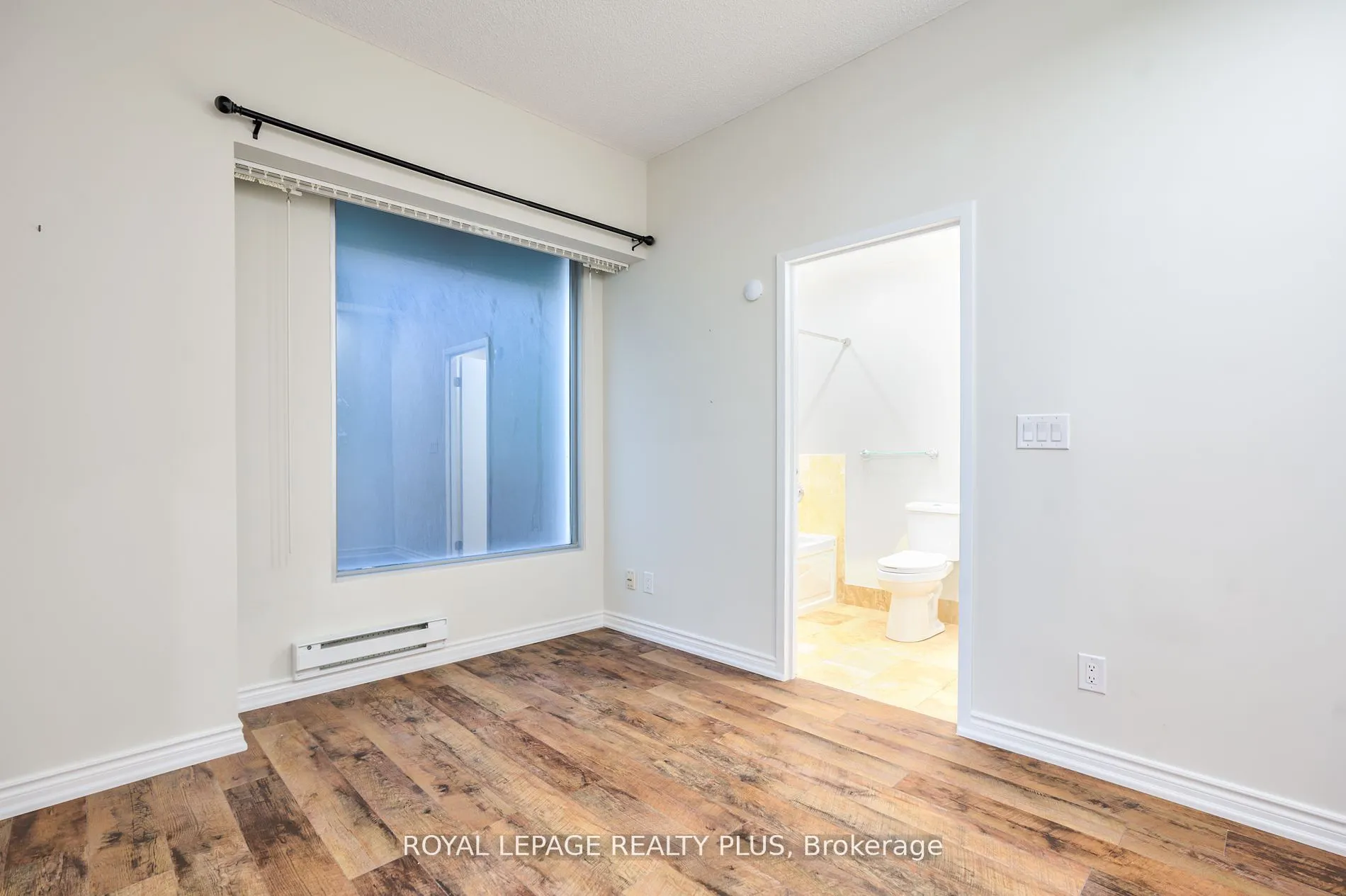 1 King Street W, #1706