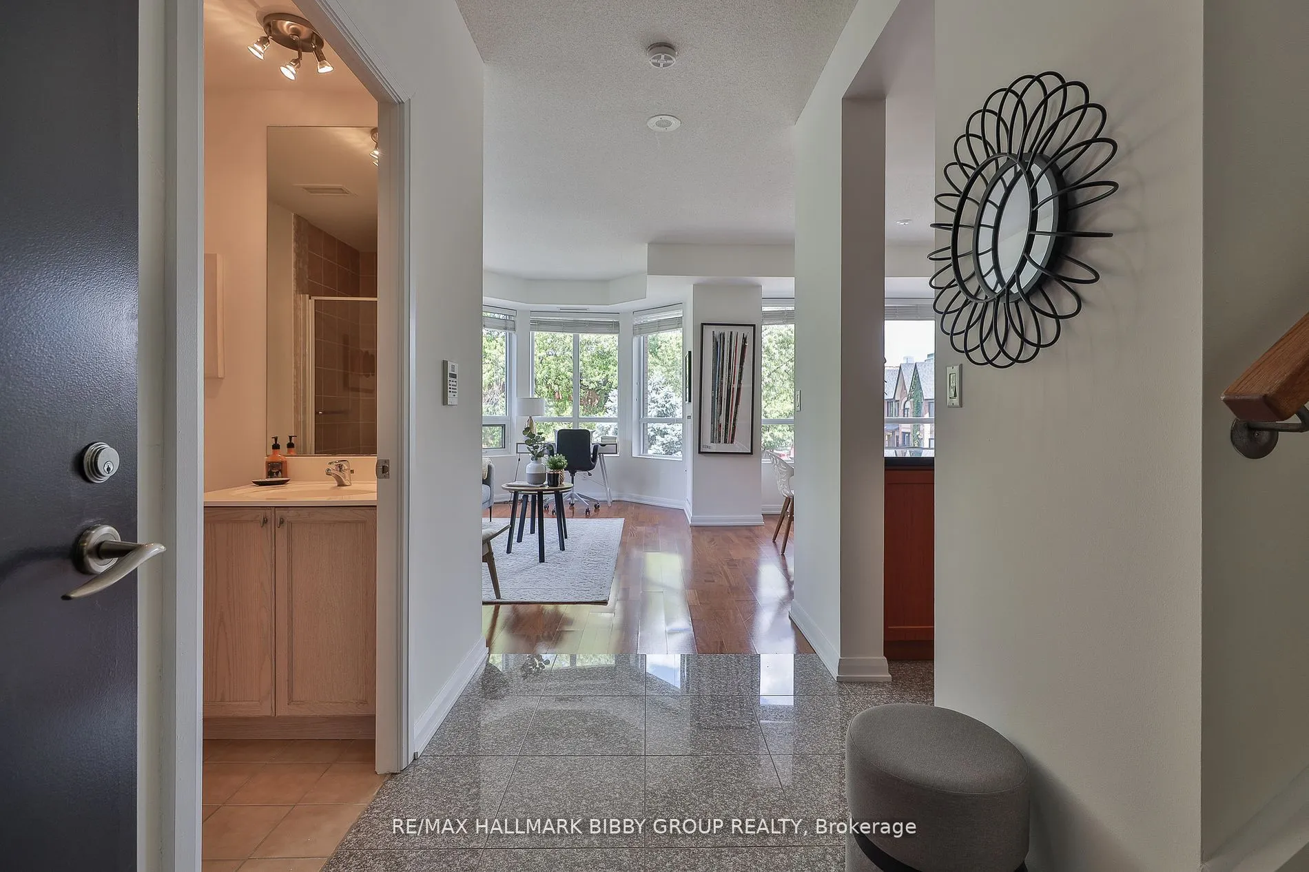 25 Soho Street, #P302