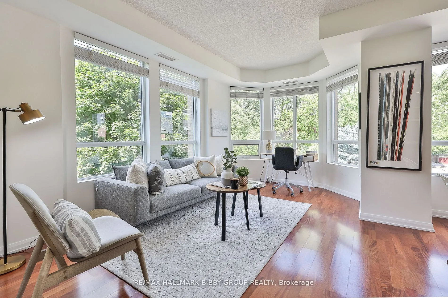 25 Soho Street, #P302