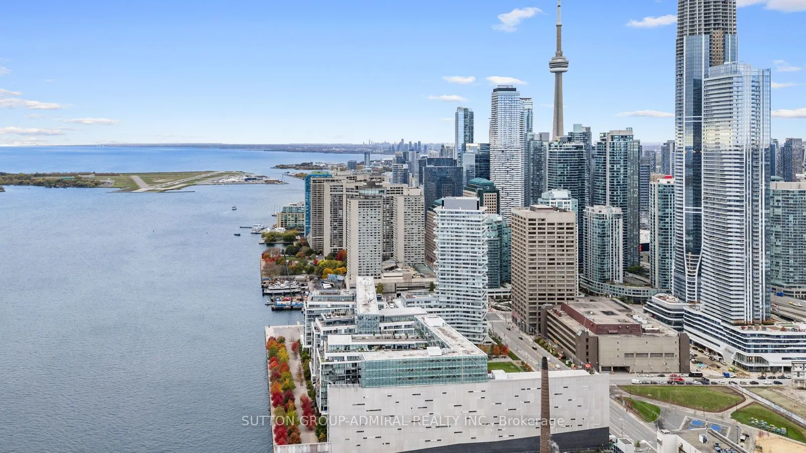 39 Queens Quay E, #525