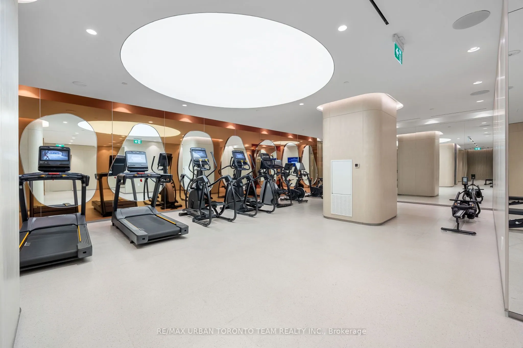 155 Merchants' Wharf, #415