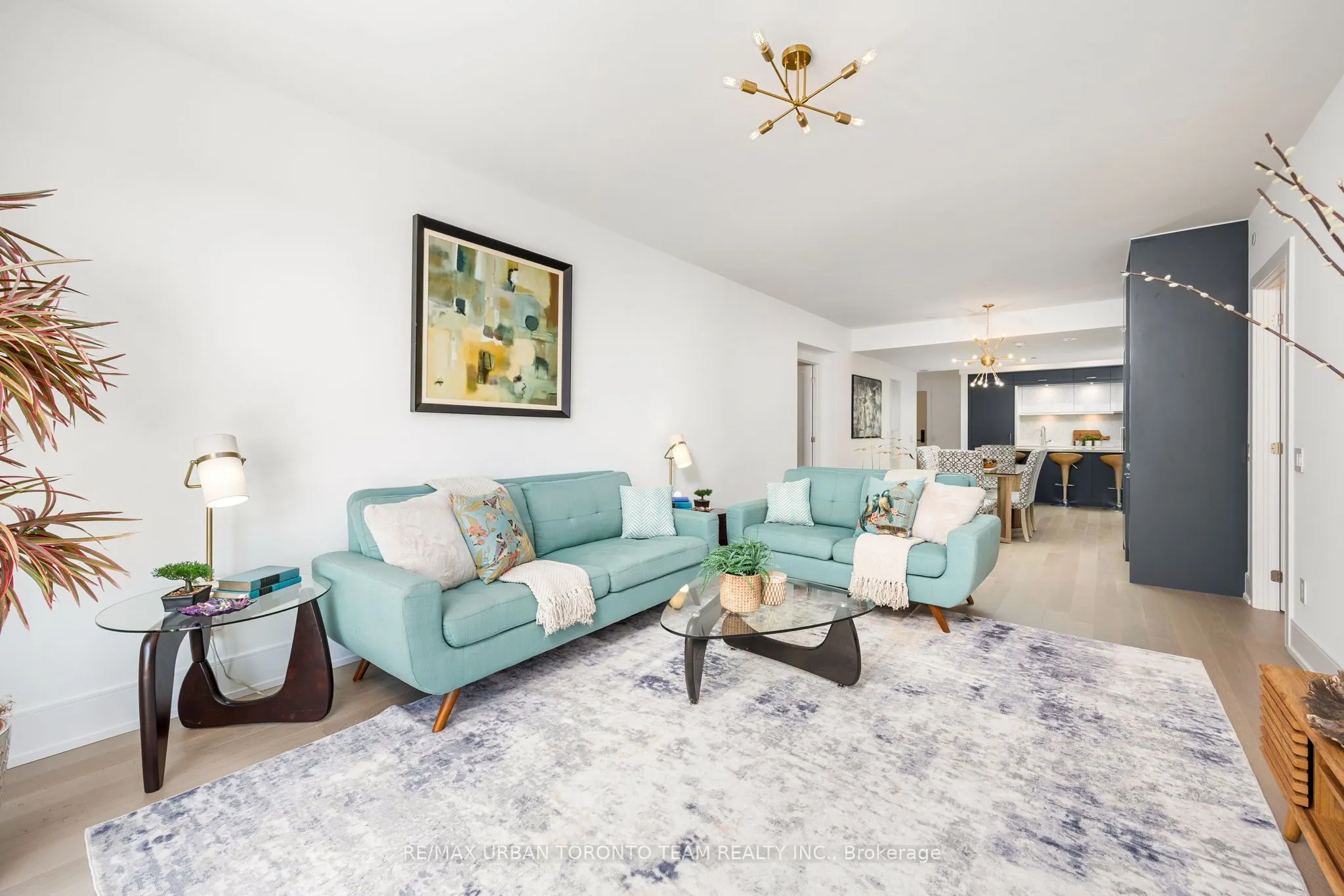 155 Merchants' Wharf, #415