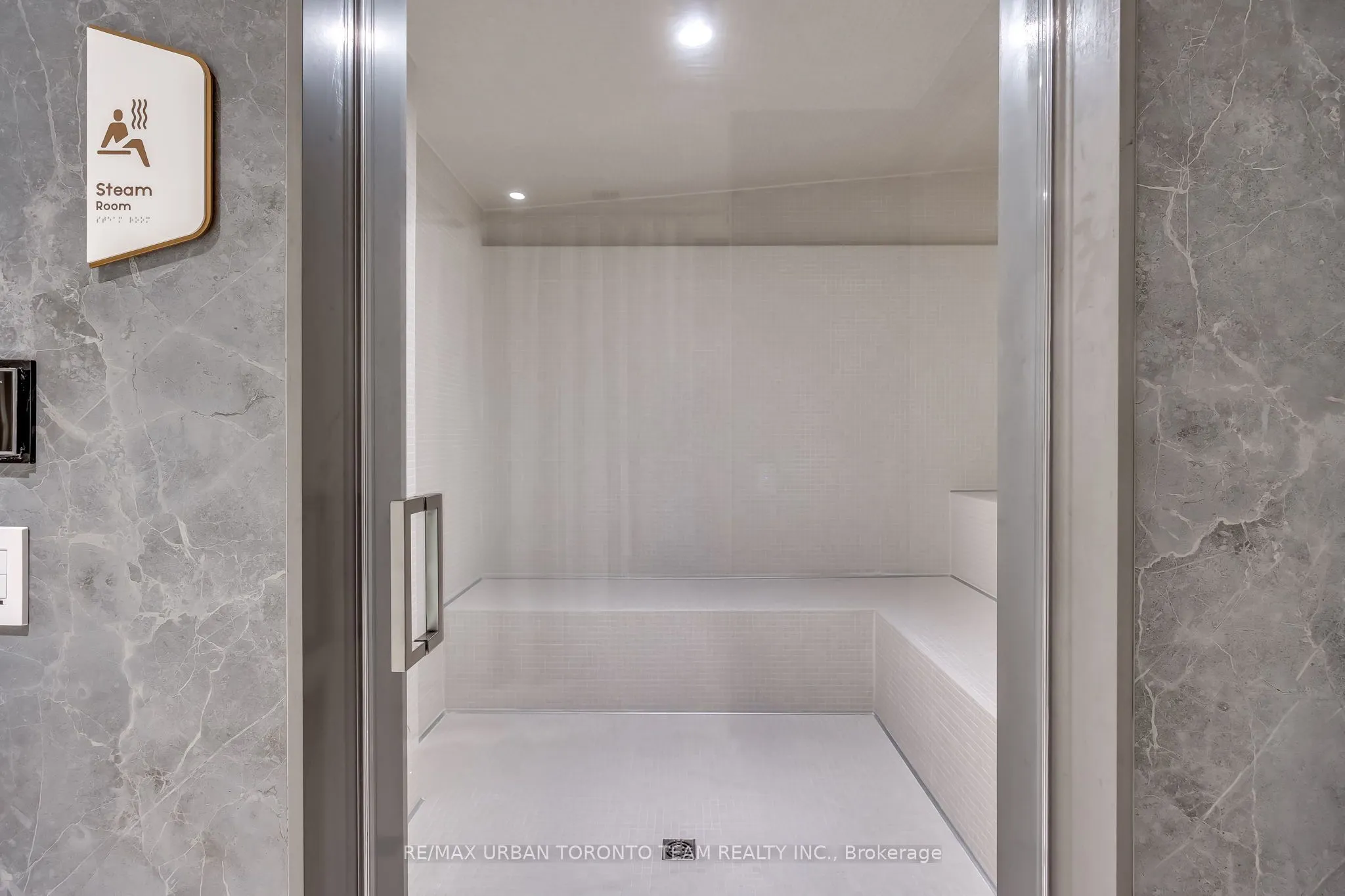 155 Merchants' Wharf, #415