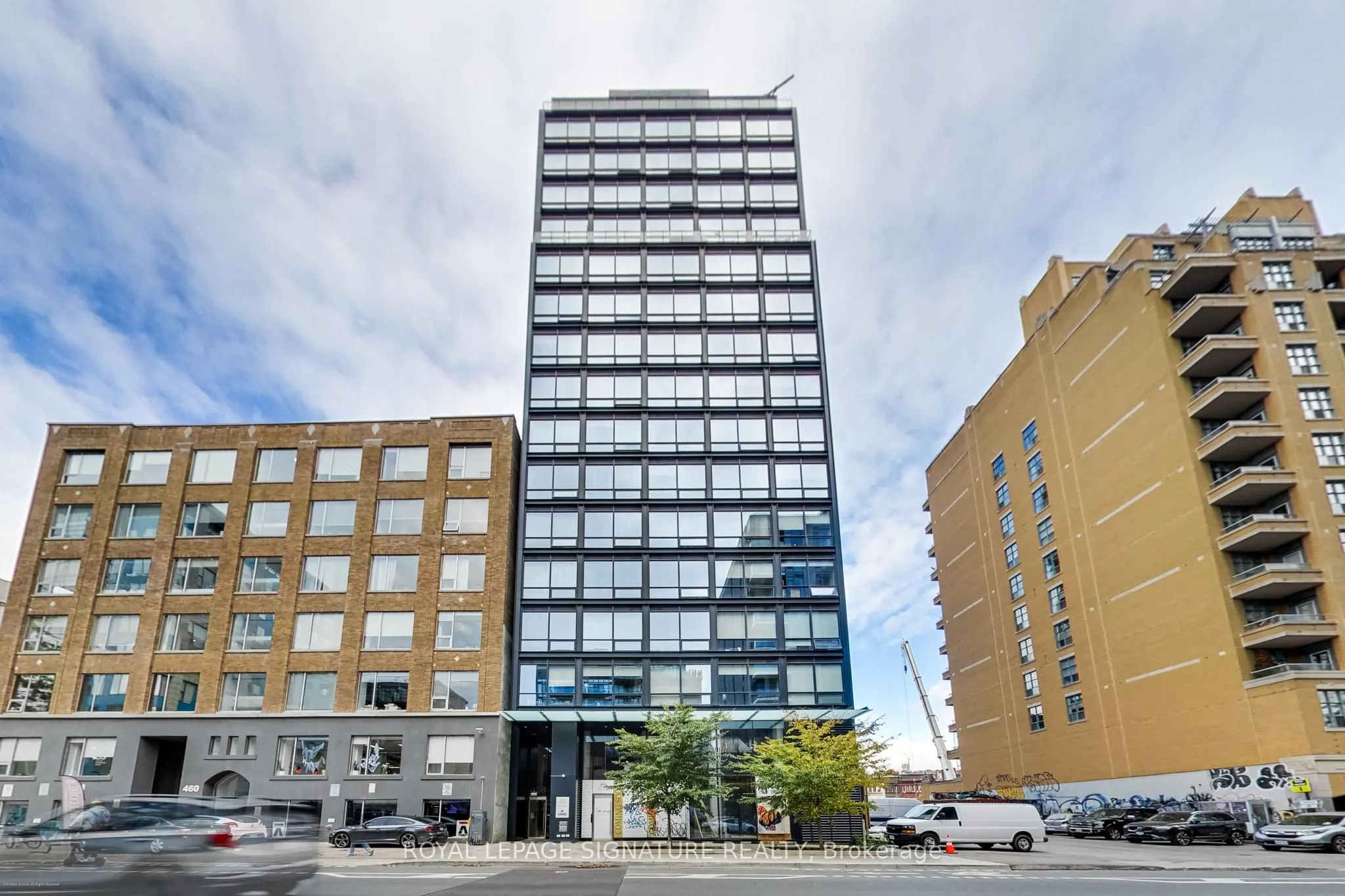 458 Richmond Street W, #708