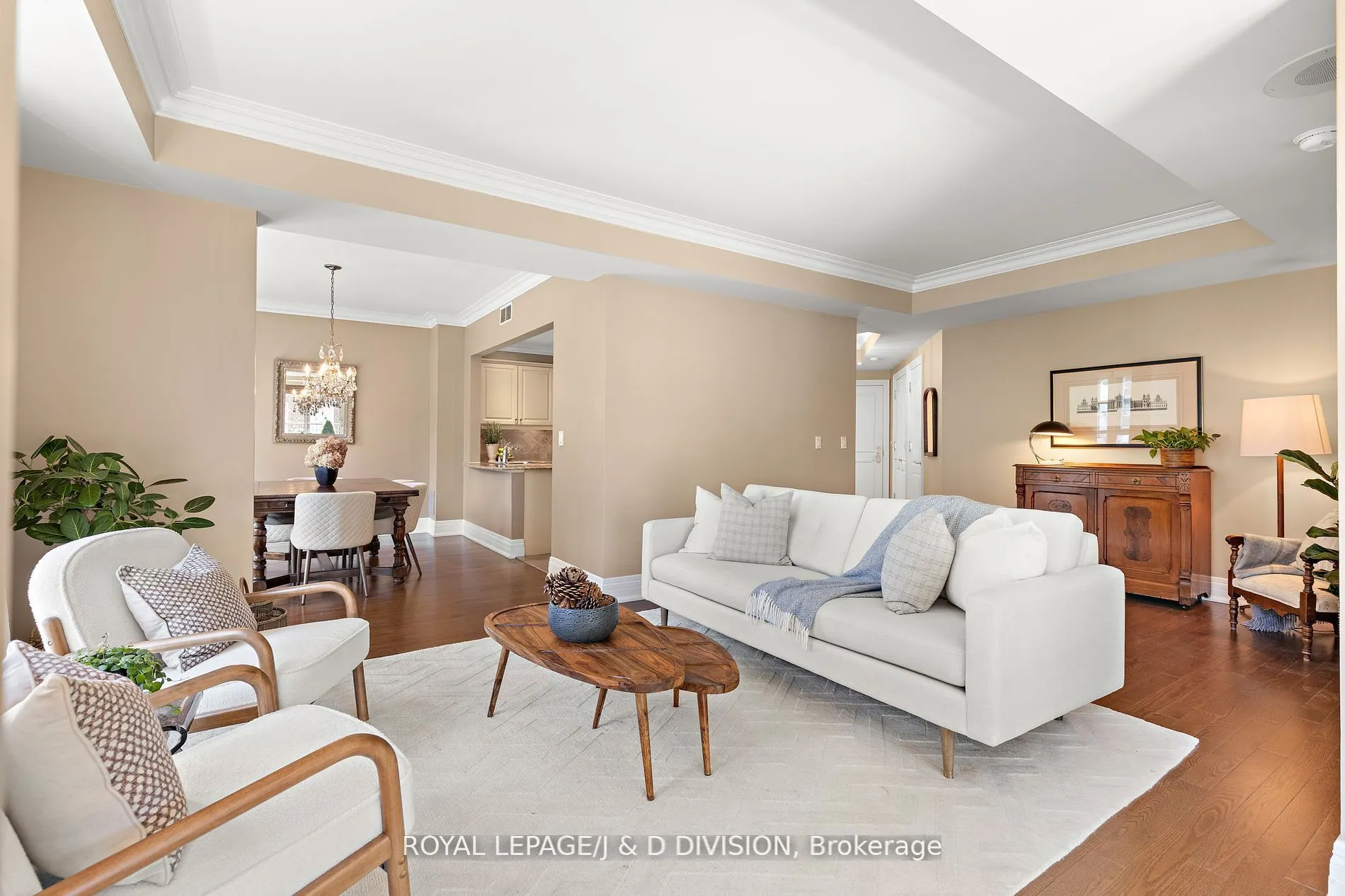 33 Delisle Avenue, #303