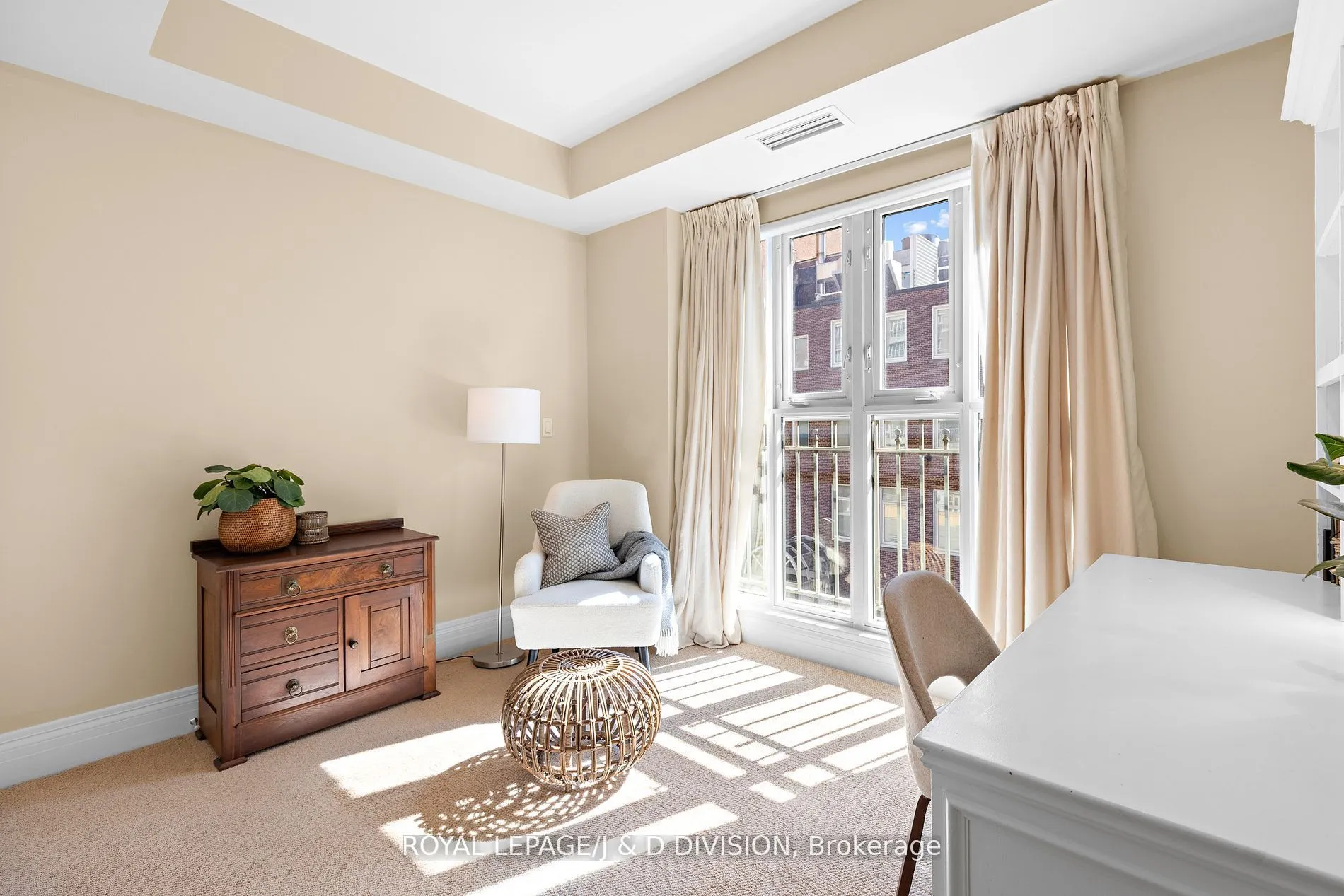 33 Delisle Avenue, #303