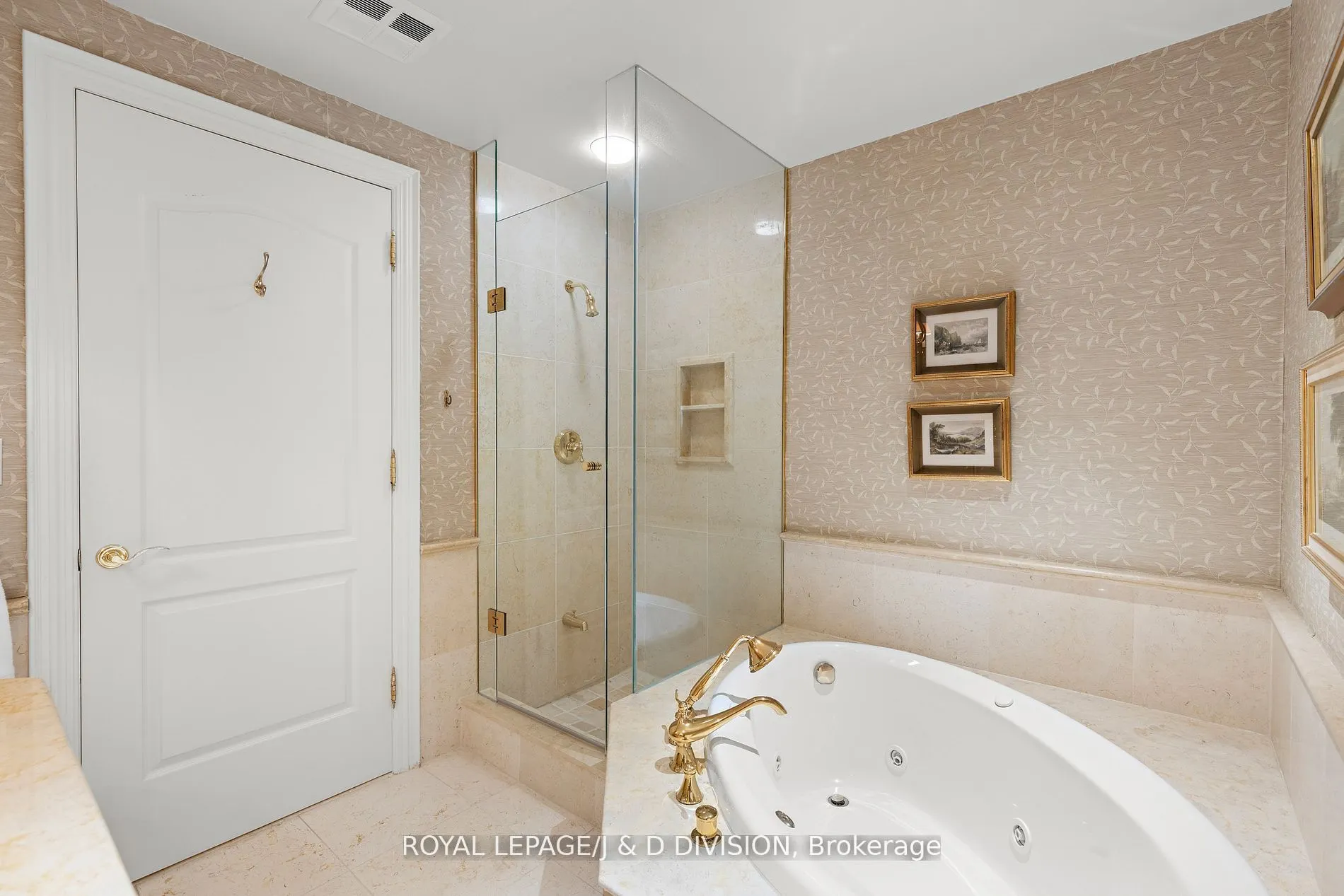 33 Delisle Avenue, #303