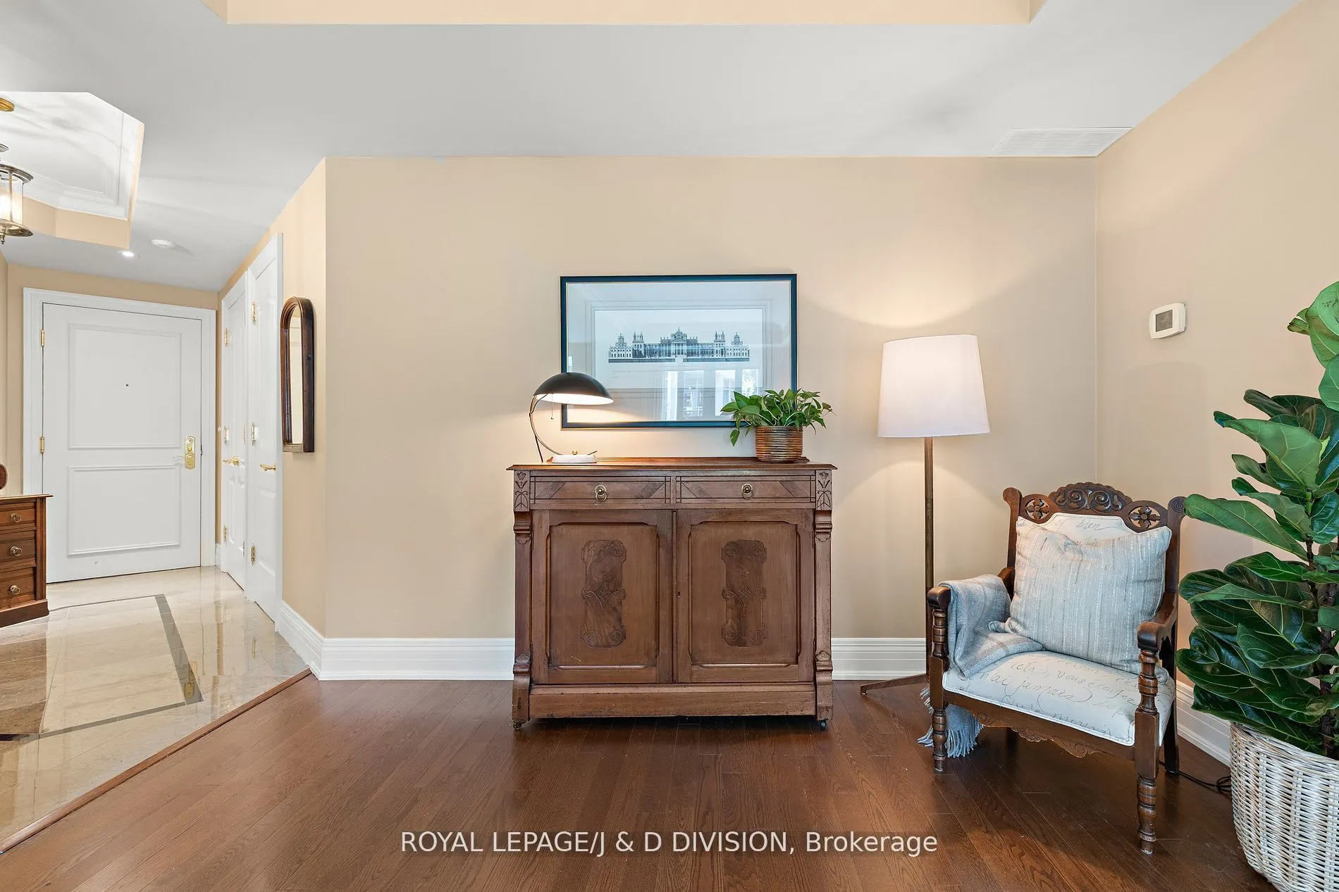 33 Delisle Avenue, #303