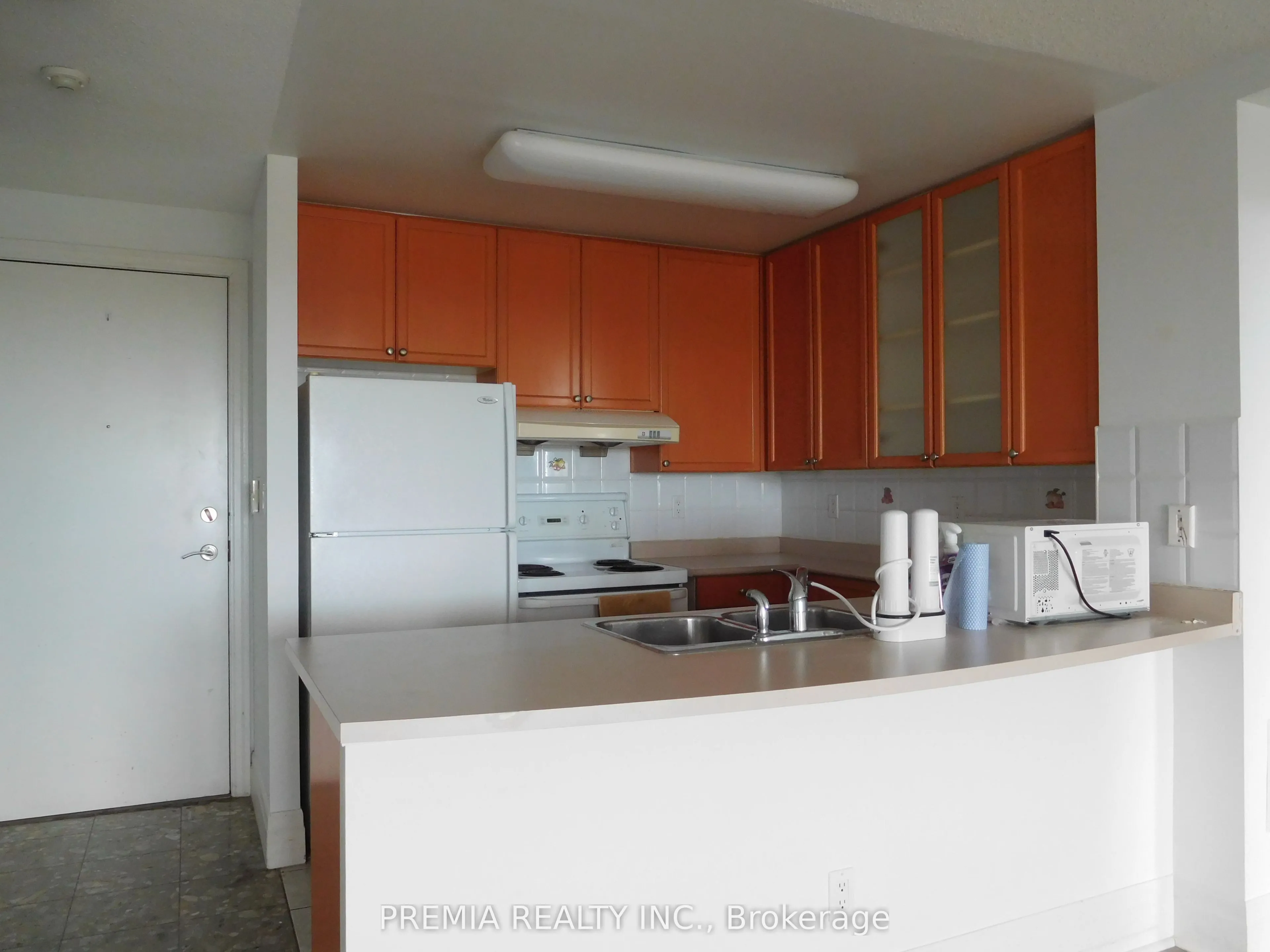 188 Doris Avenue, #2106