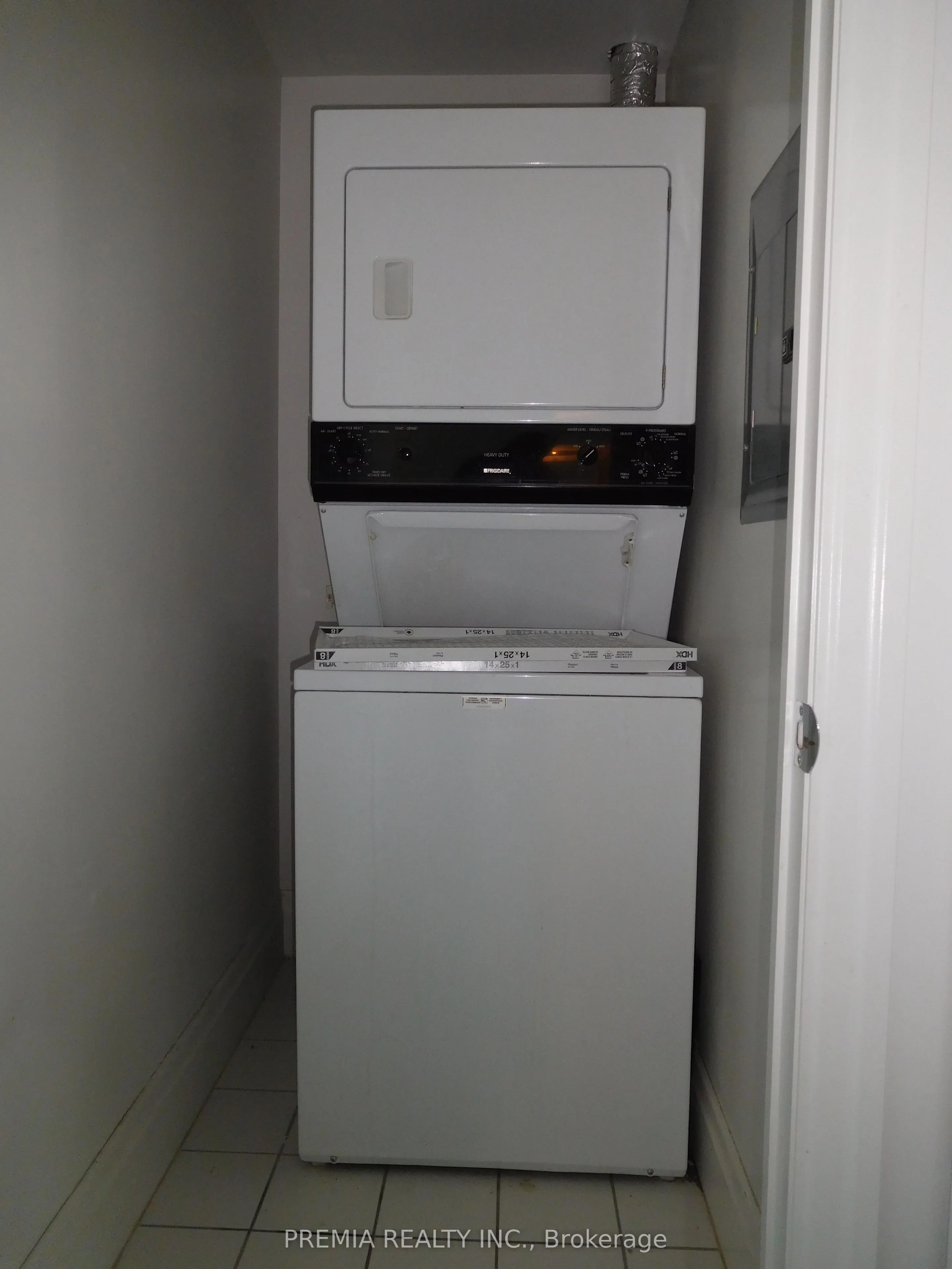 188 Doris Avenue, #2106