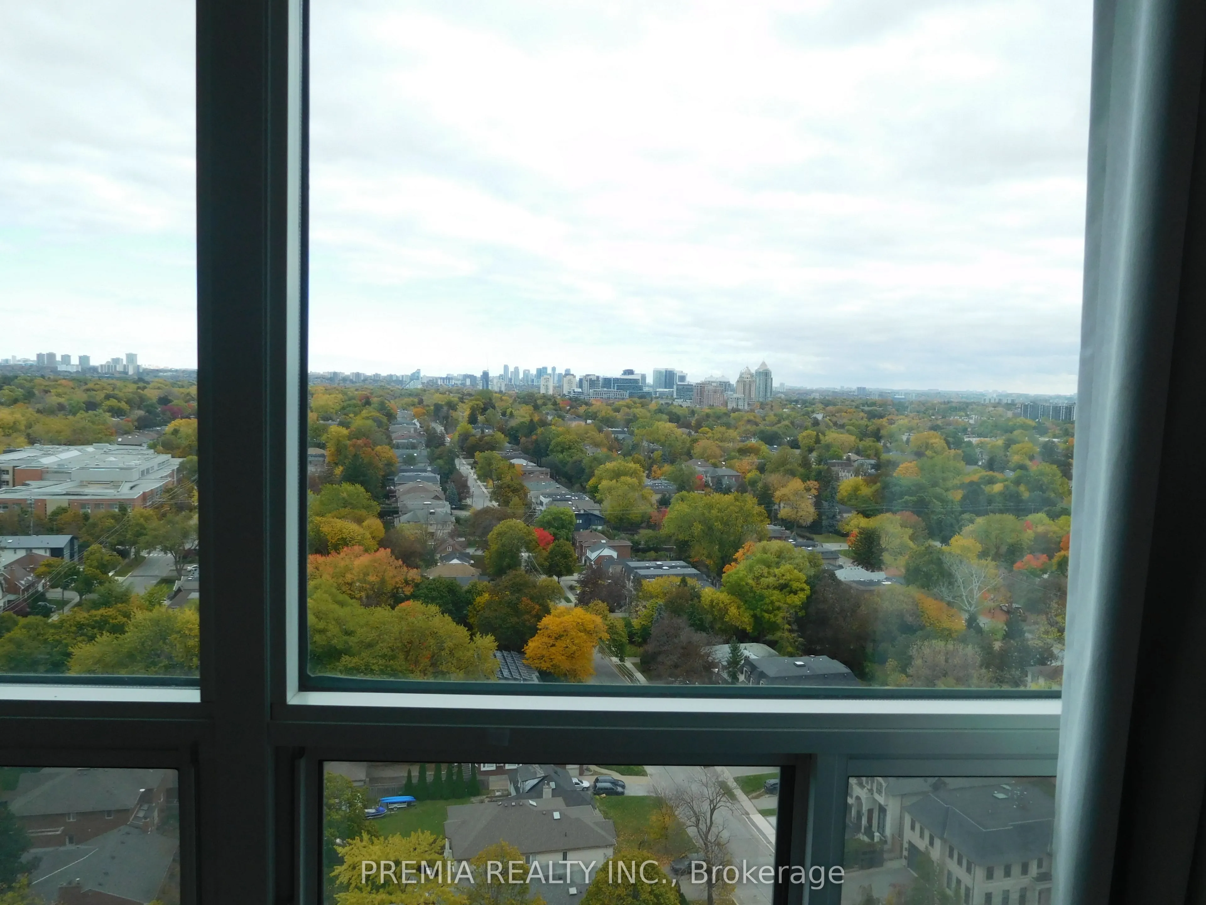 188 Doris Avenue, #2106