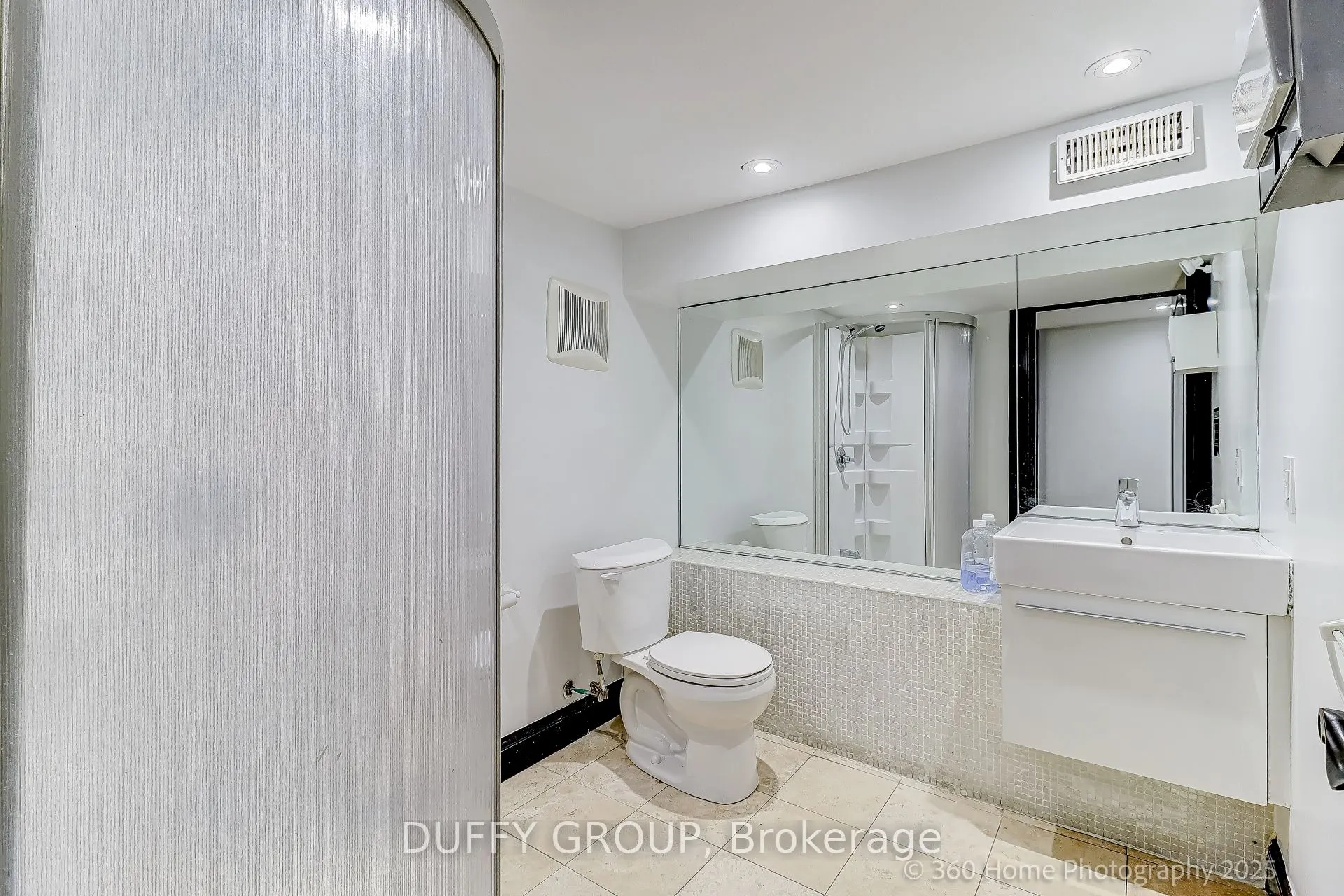 521 Queen Street E, #Ground Floor