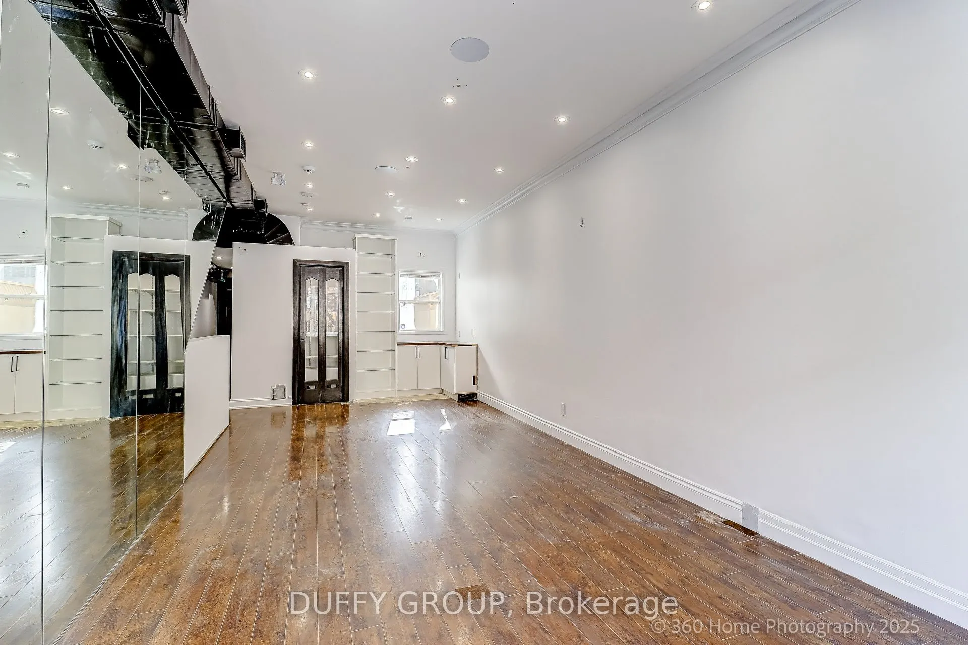 521 Queen Street E, #Ground Floor