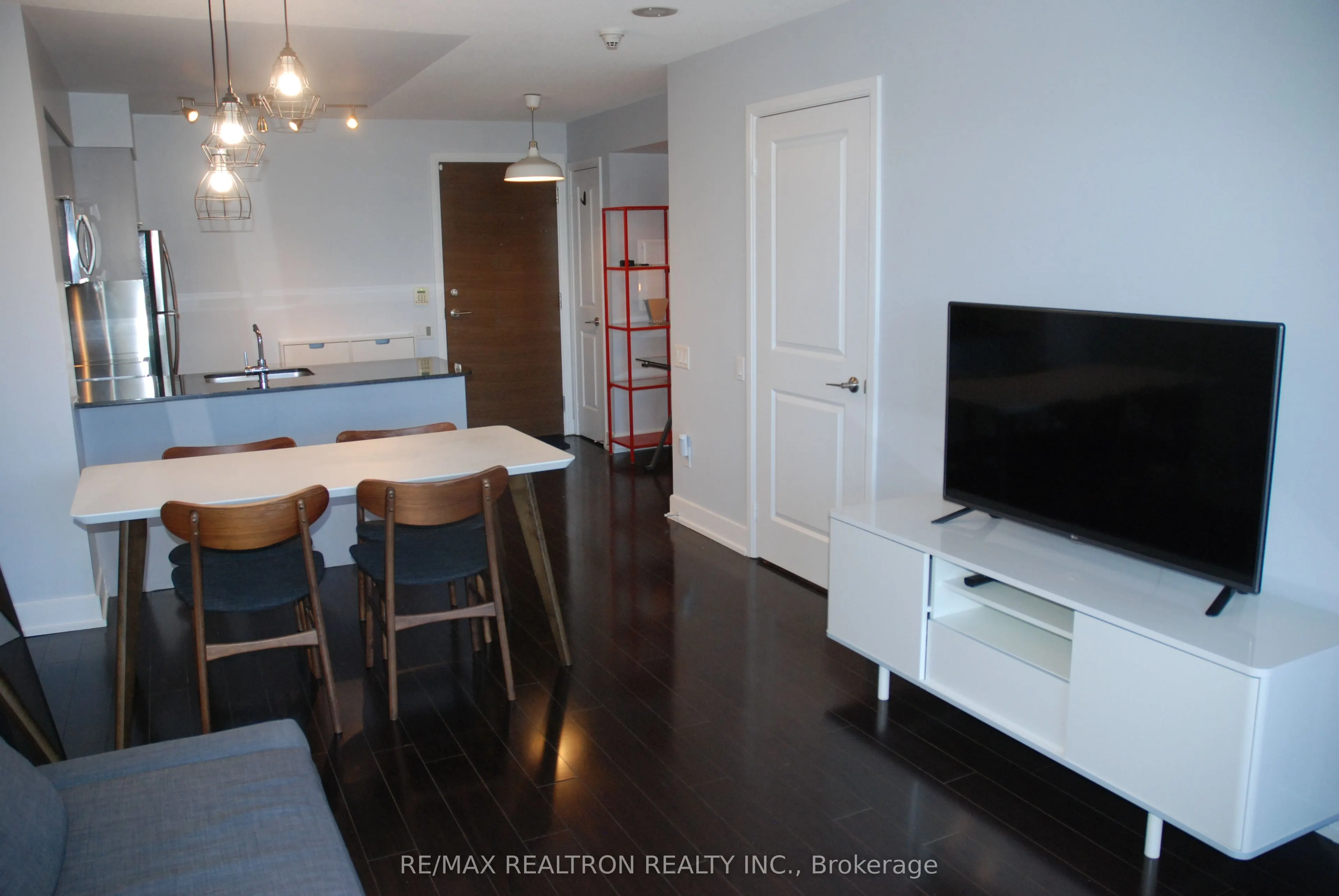 23 Sheppard Avenue E, #807