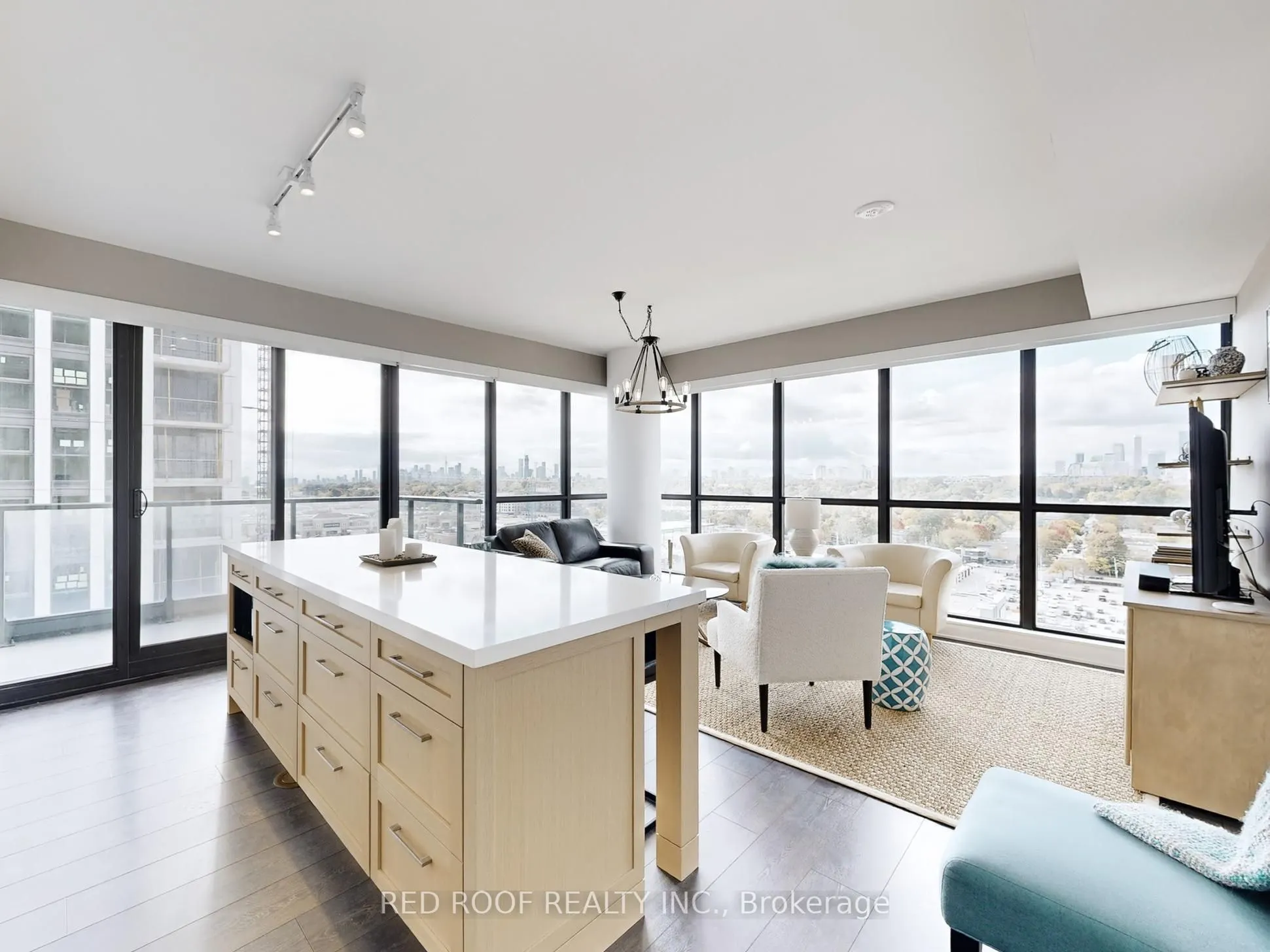 33 Frederick Todd Way, #1401