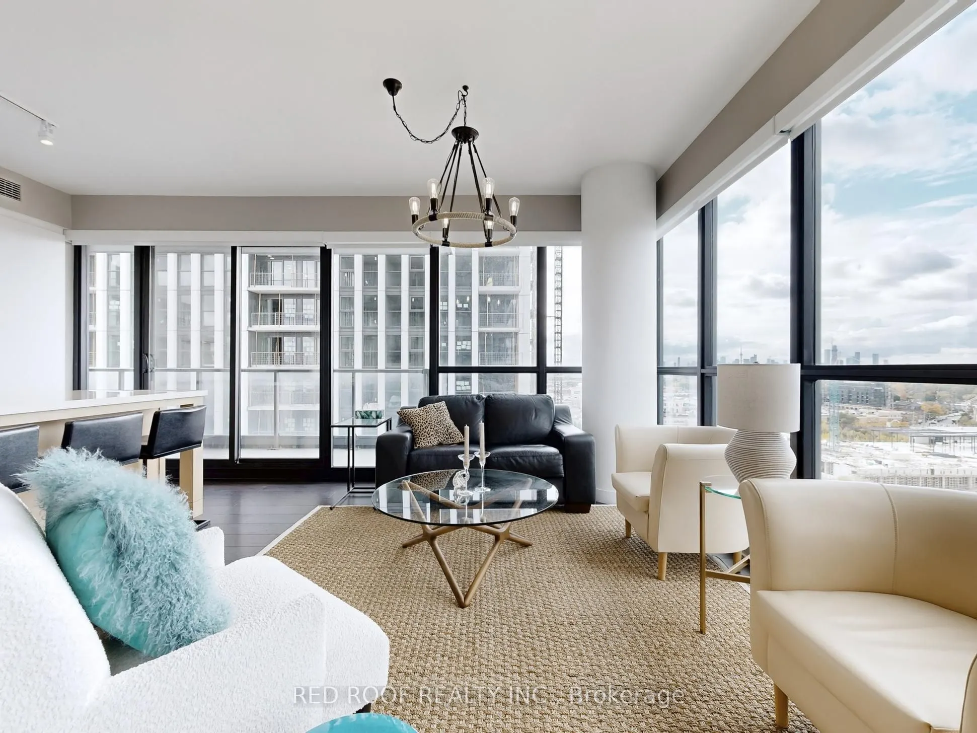 33 Frederick Todd Way, #1401