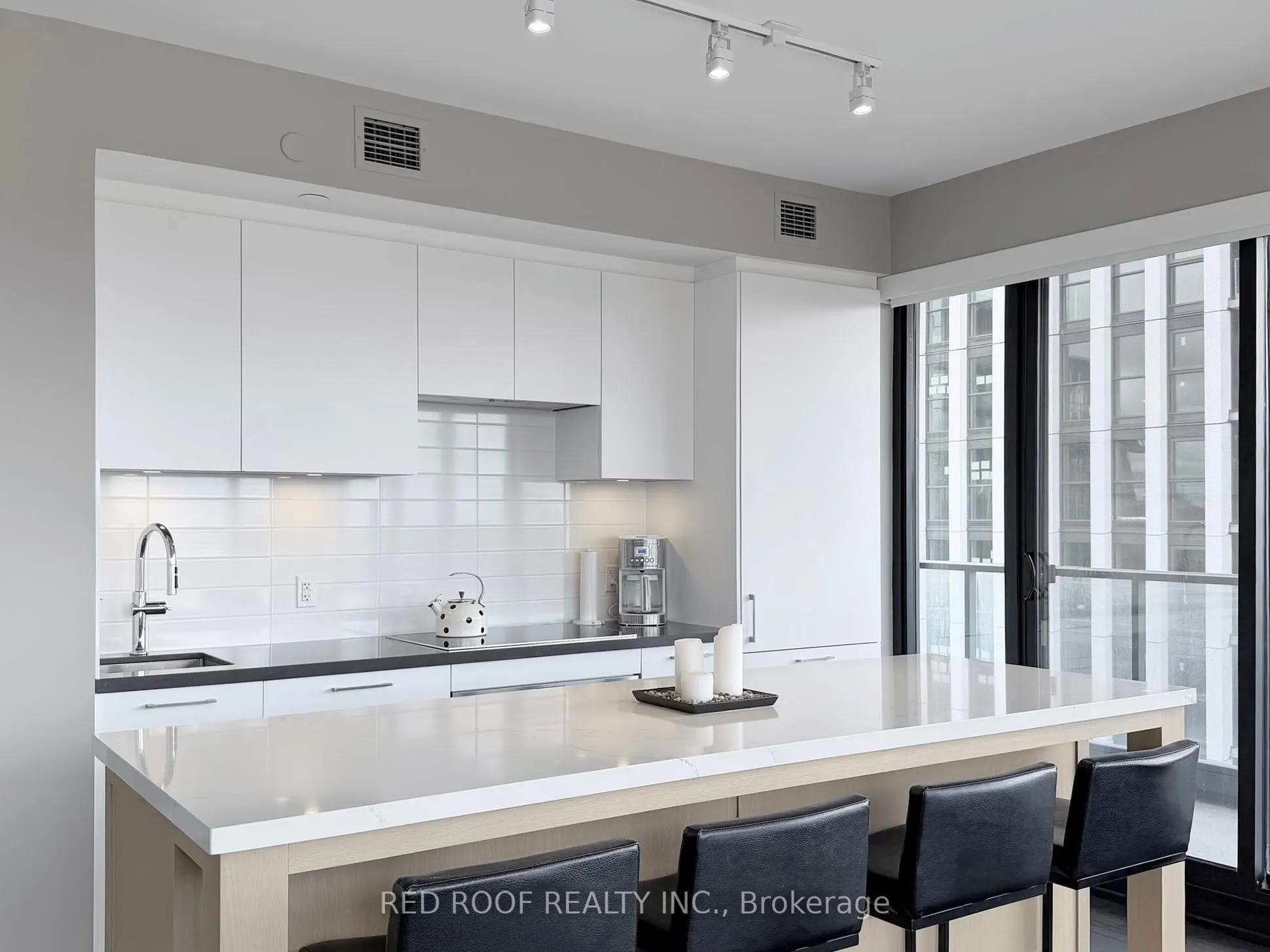 33 Frederick Todd Way, #1401