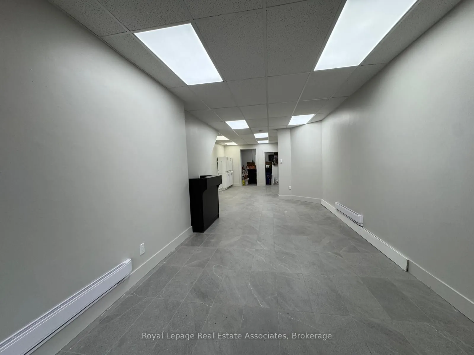 283 Augusta Avenue, #Main Level