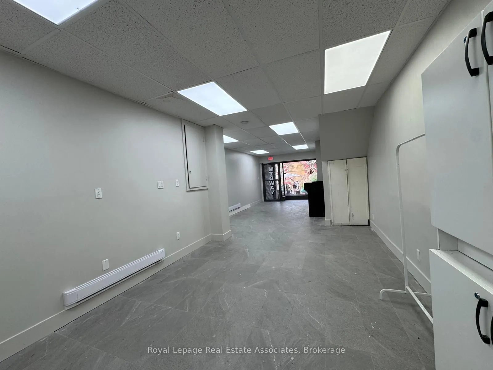 283 Augusta Avenue, #Main Level