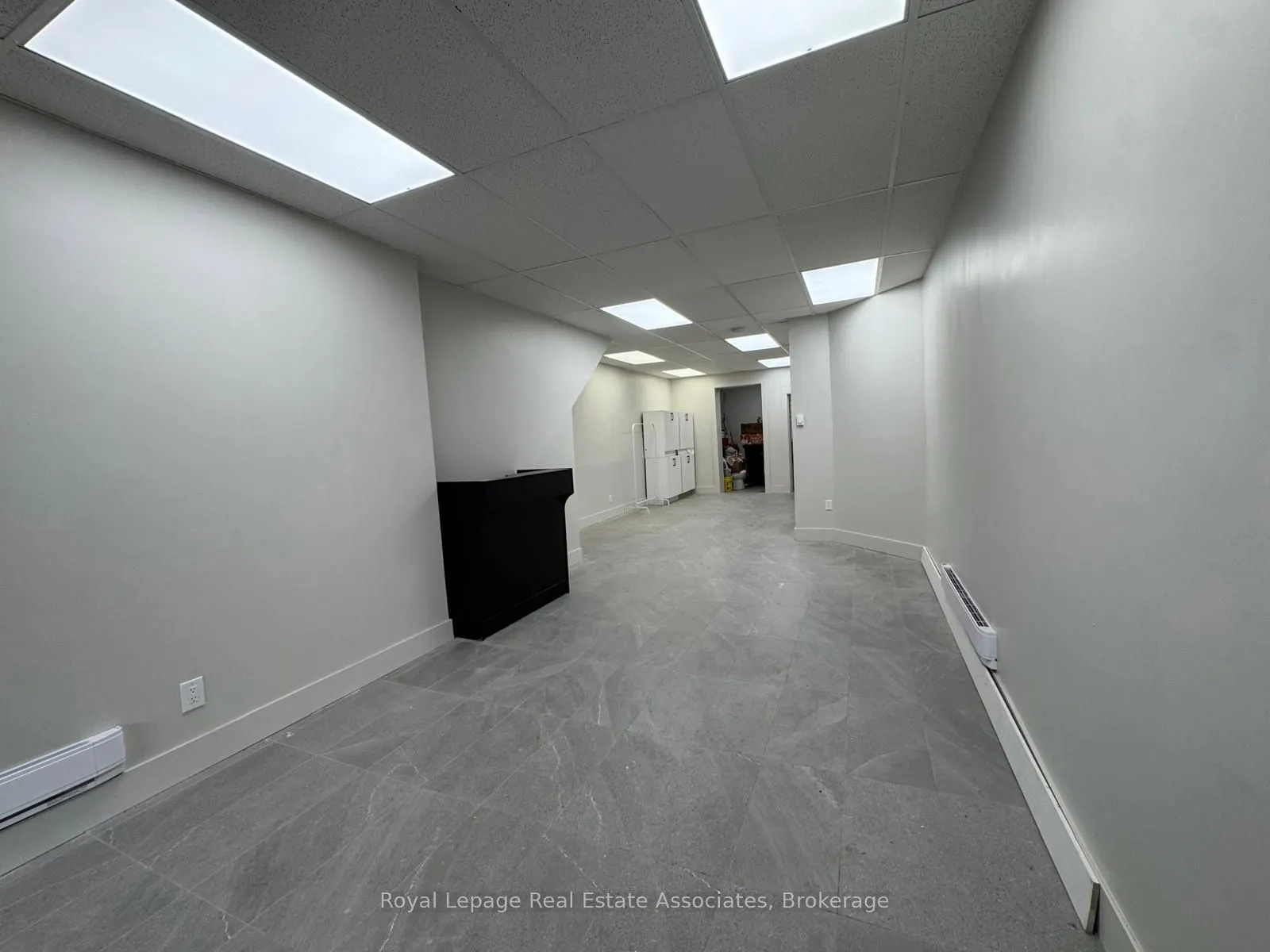 283 Augusta Avenue, #Main Level