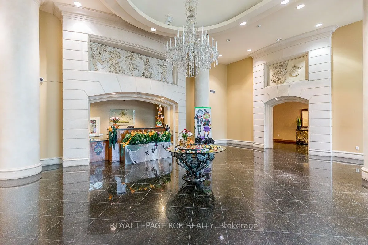 23 Lorraine Drive, #2012