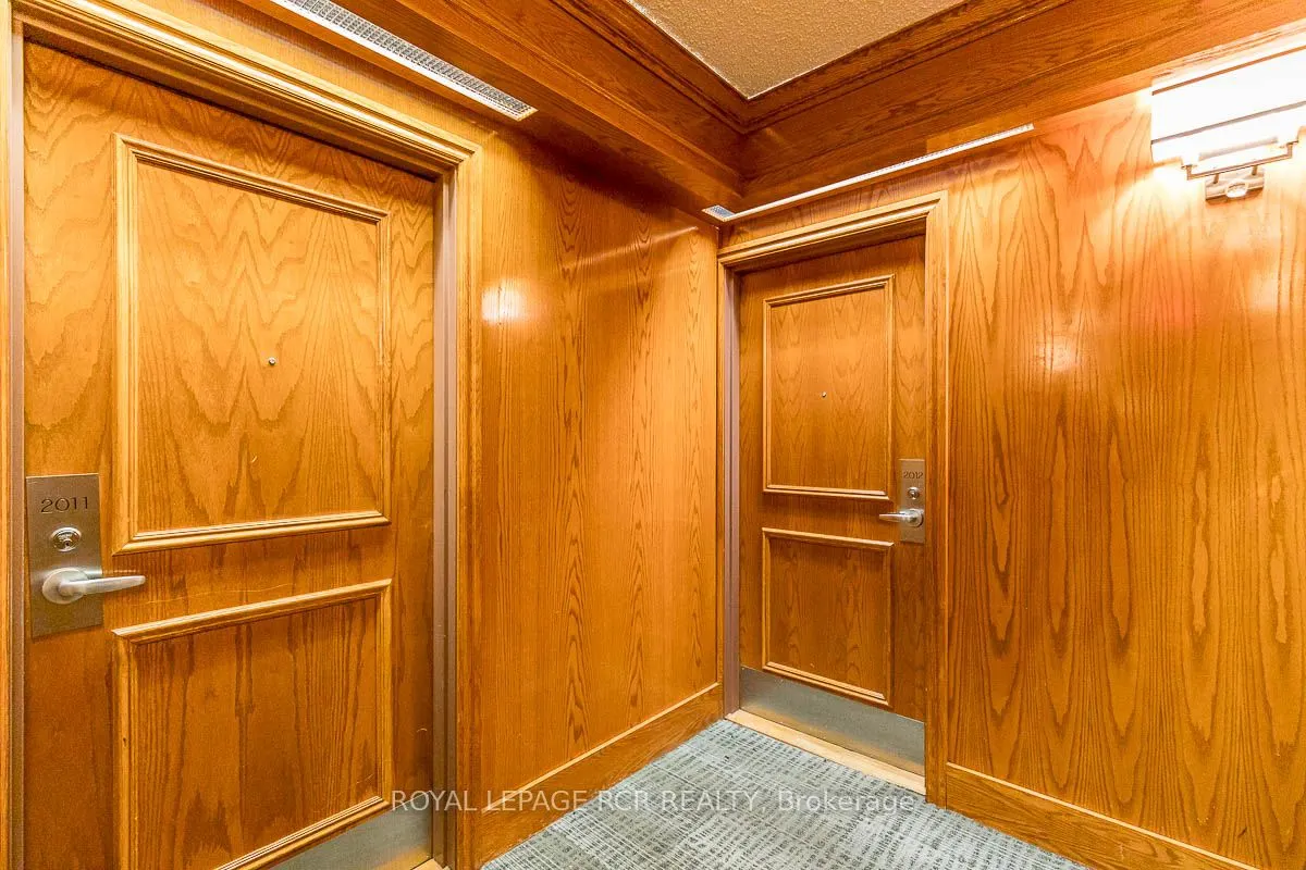 23 Lorraine Drive, #2012