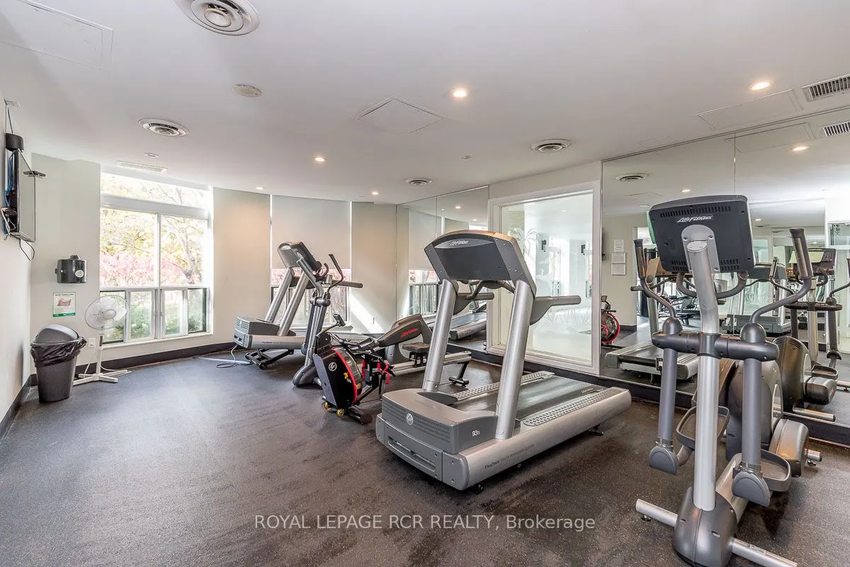 23 Lorraine Drive, #2012