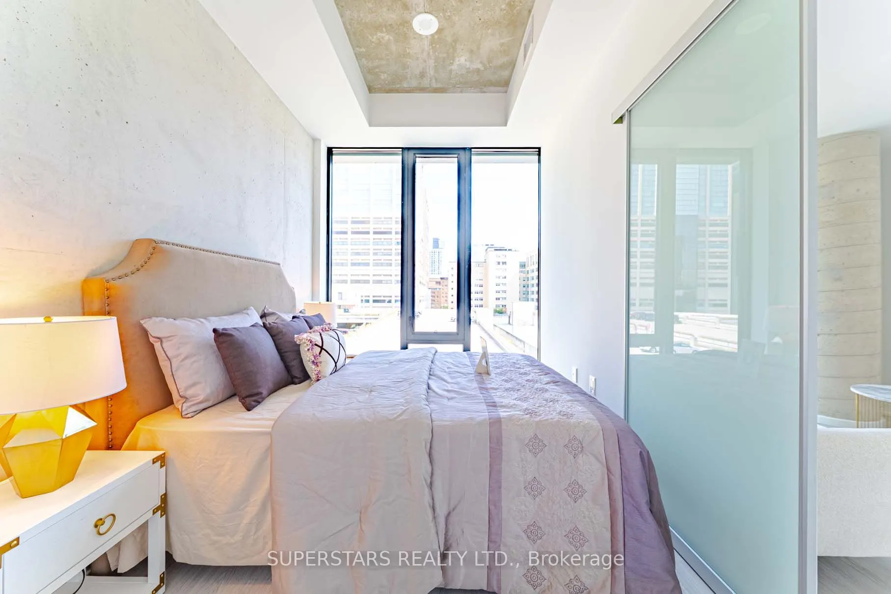 195 McCaul Street, #717