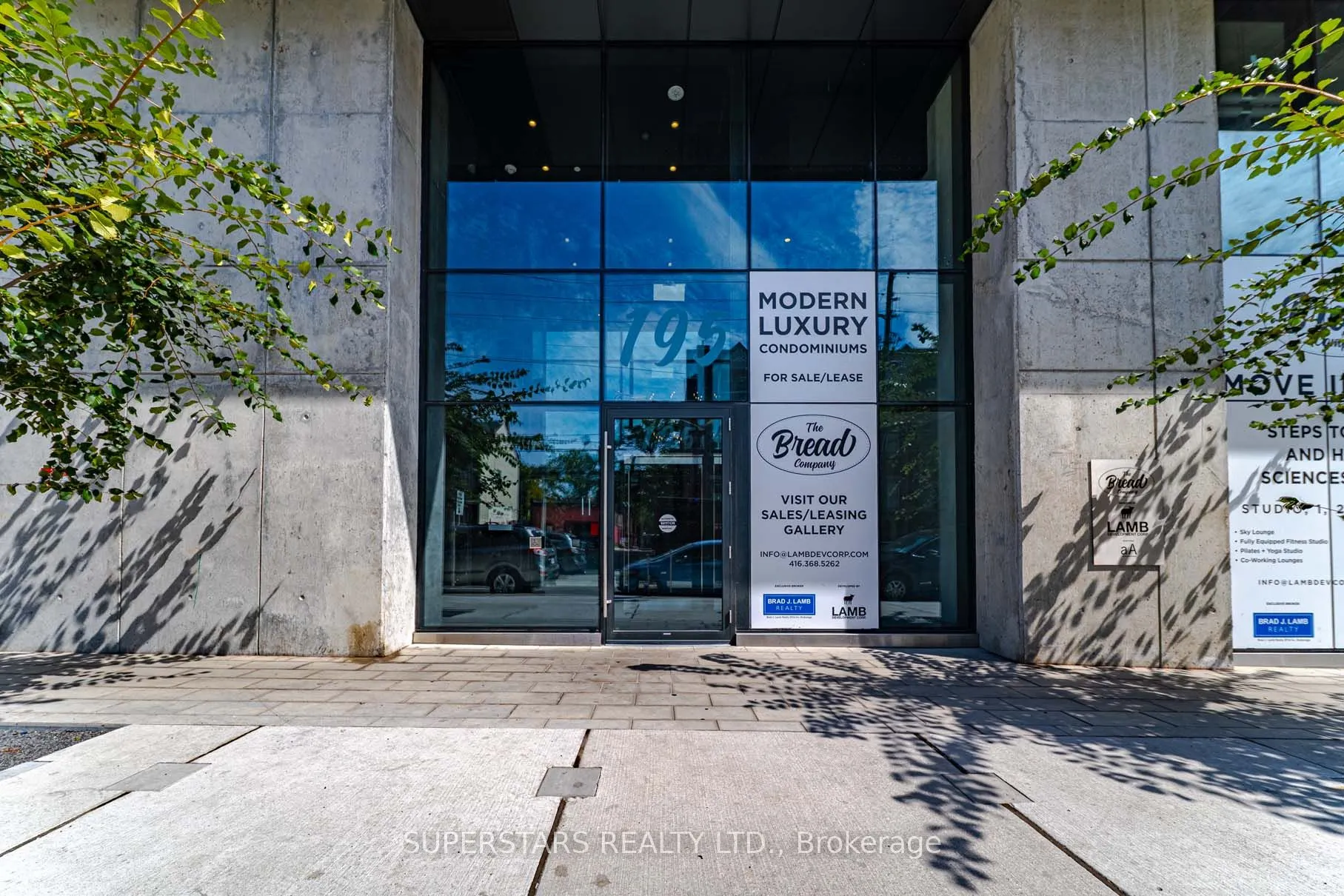 195 McCaul Street, #717