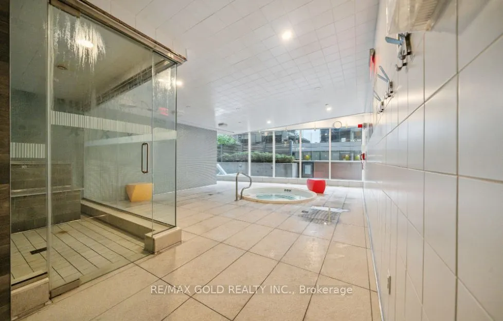 21 Widmer Street, #4202