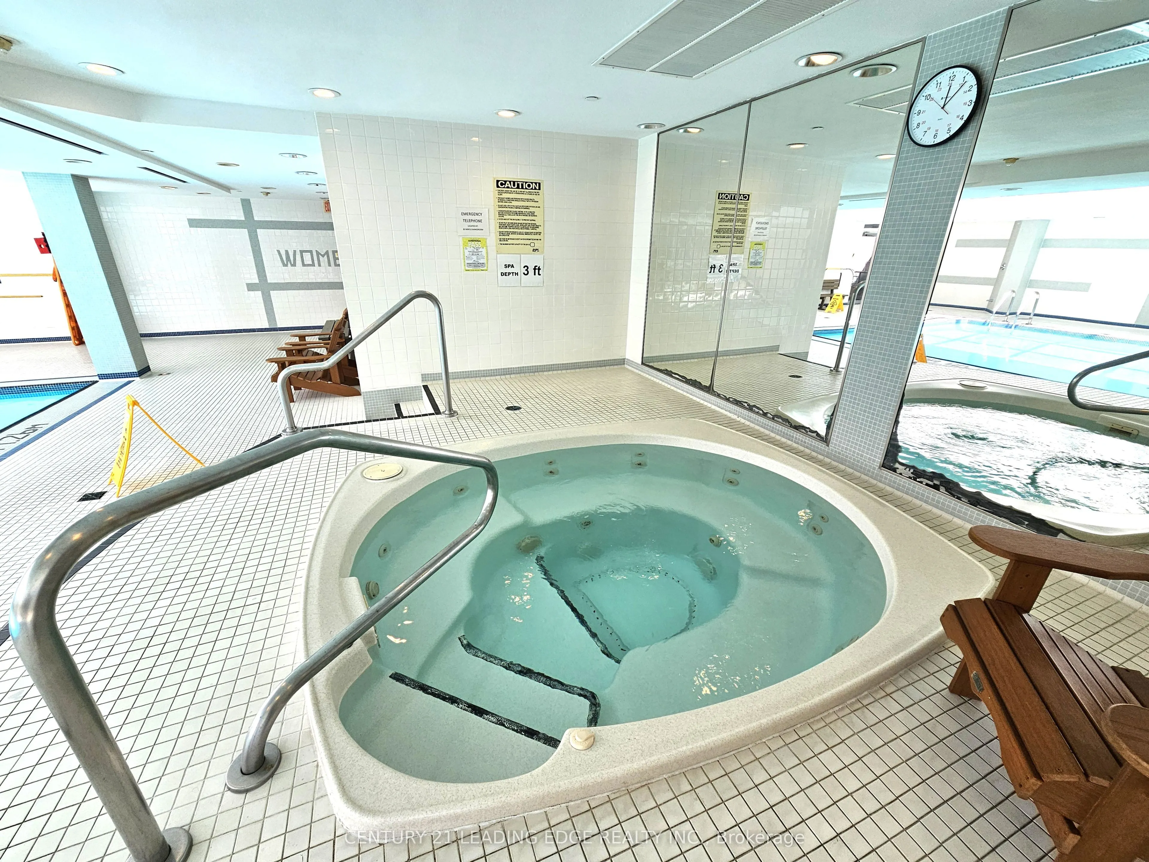 18 Yonge Street, #2212