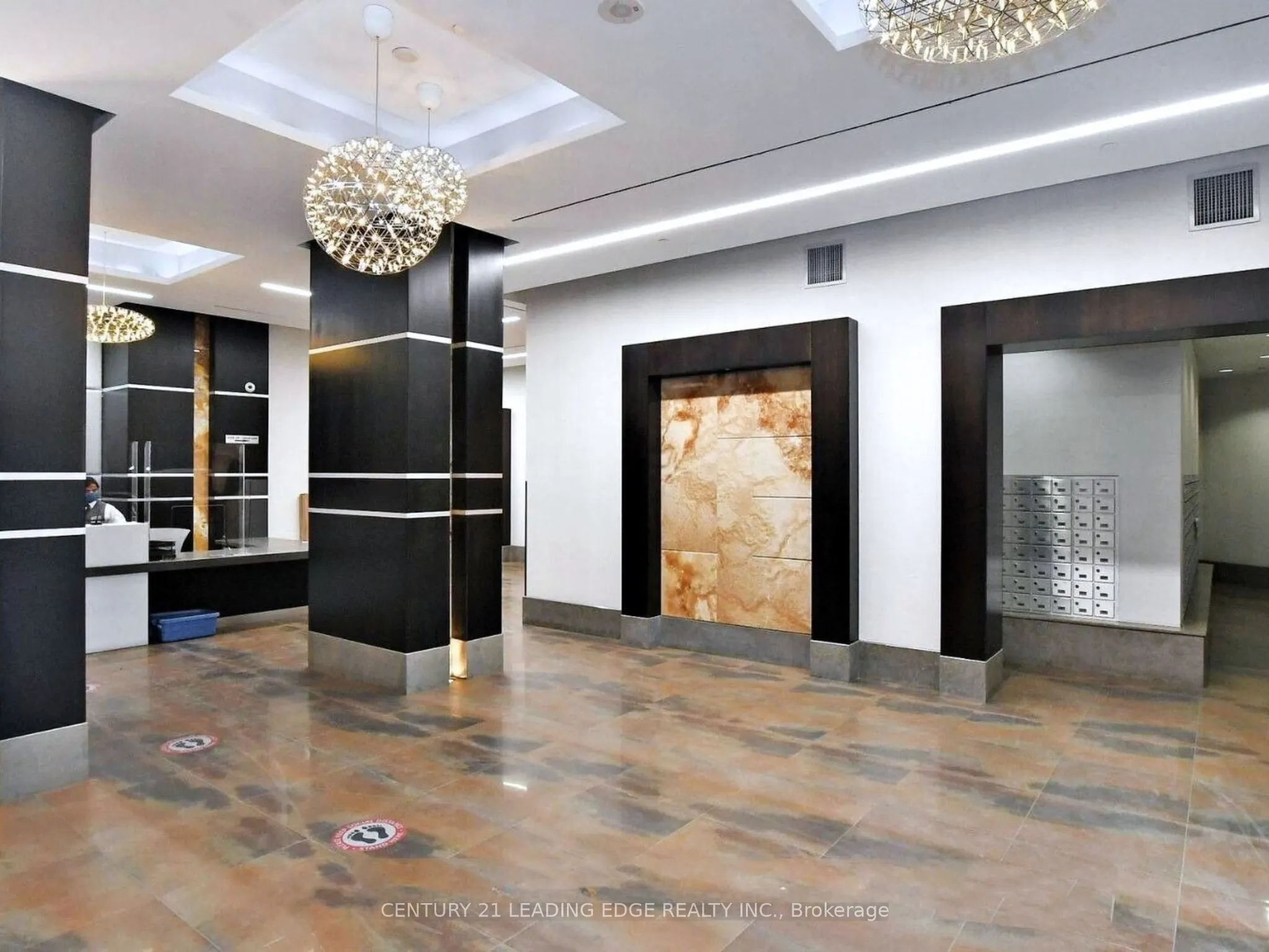 18 Yonge Street, #2212